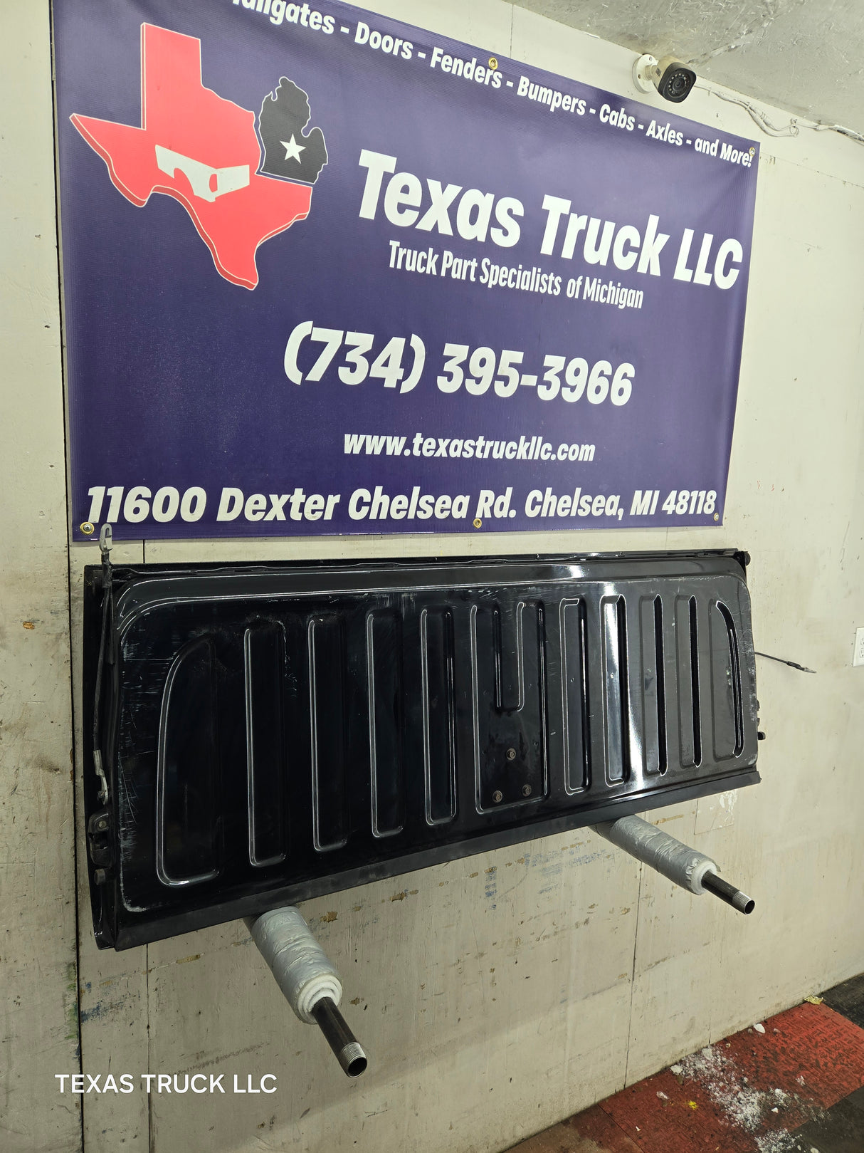 2007-2013 Chevrolet Silverado / GMC Sierra 1500 2500 3500 HD Tailgate