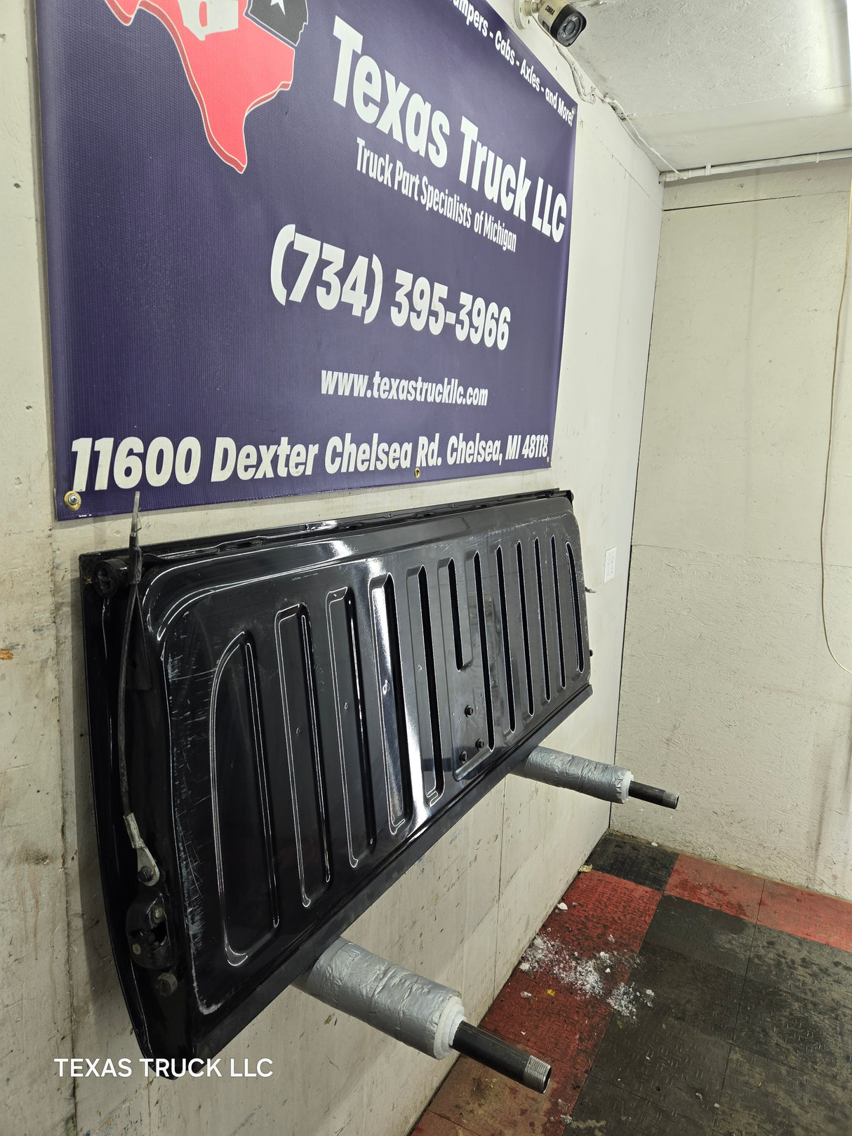 2007-2013 Chevrolet Silverado / GMC Sierra 1500 2500 3500 HD Tailgate