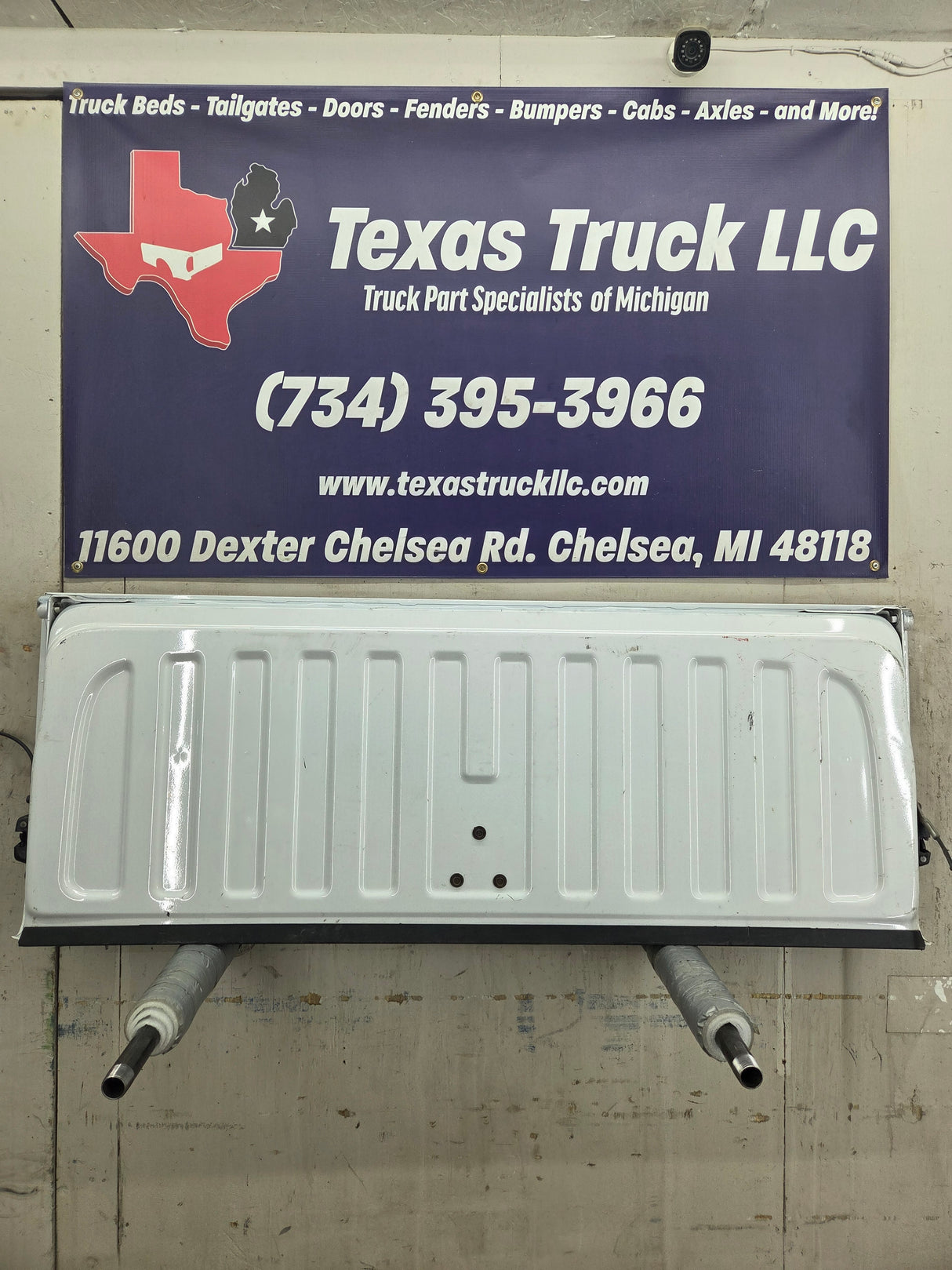 2007-2013 Chevrolet Silverado / GMC Sierra 1500 2500 3500 HD Tailgate