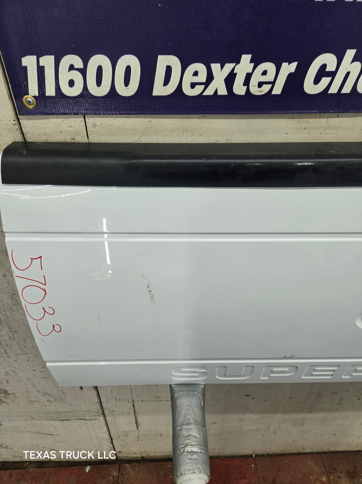 2008-2016 Ford Super Duty Tailgate F250 F350 F450 F550 - Oxford White