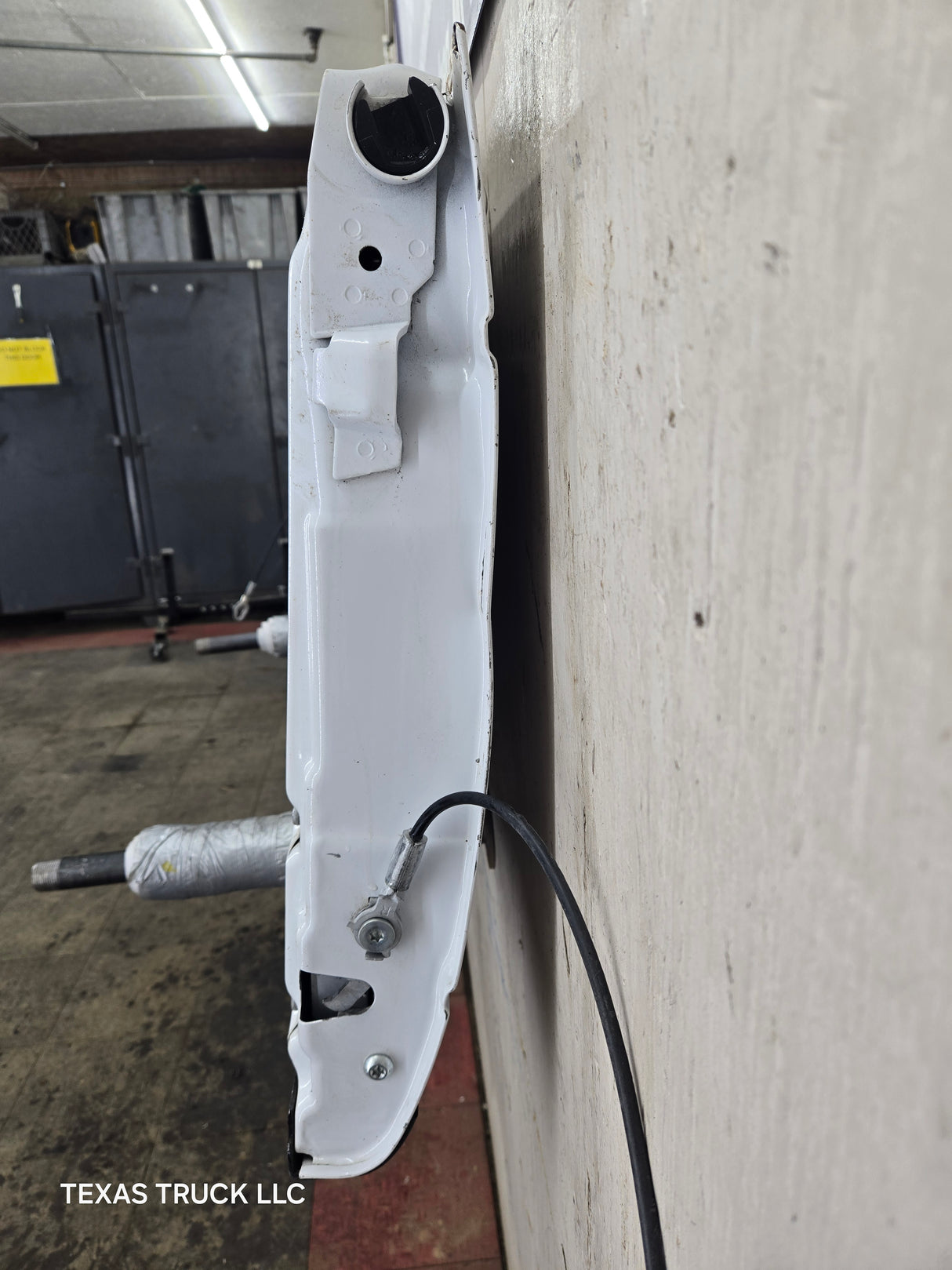 2008-2016 Ford Super Duty Tailgate F250 F350 F450 F550 - Oxford White