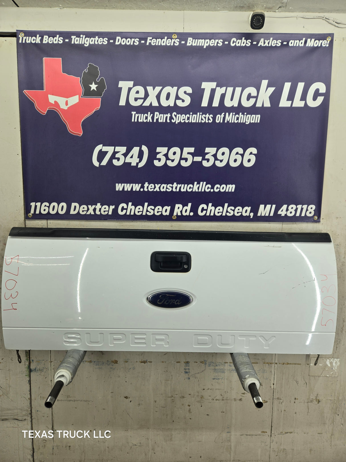2008-2016 Ford Super Duty Tailgate F250 F350 F450 F550 - Oxford White