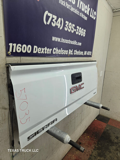 2014-2019 Chevrolet Silverado / GMC Sierra 1500 2500 3500 HD Tailgate - White