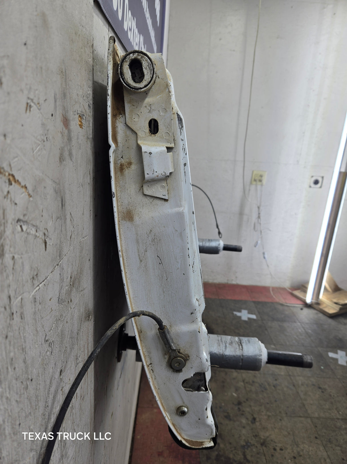 2008-2016 Ford Super Duty Tailgate F250 F350 F450 F550 - Oxford White