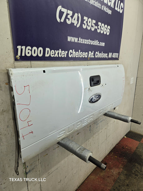 2008-2016 Ford Super Duty Tailgate F250 F350 F450 F550 - Oxford White