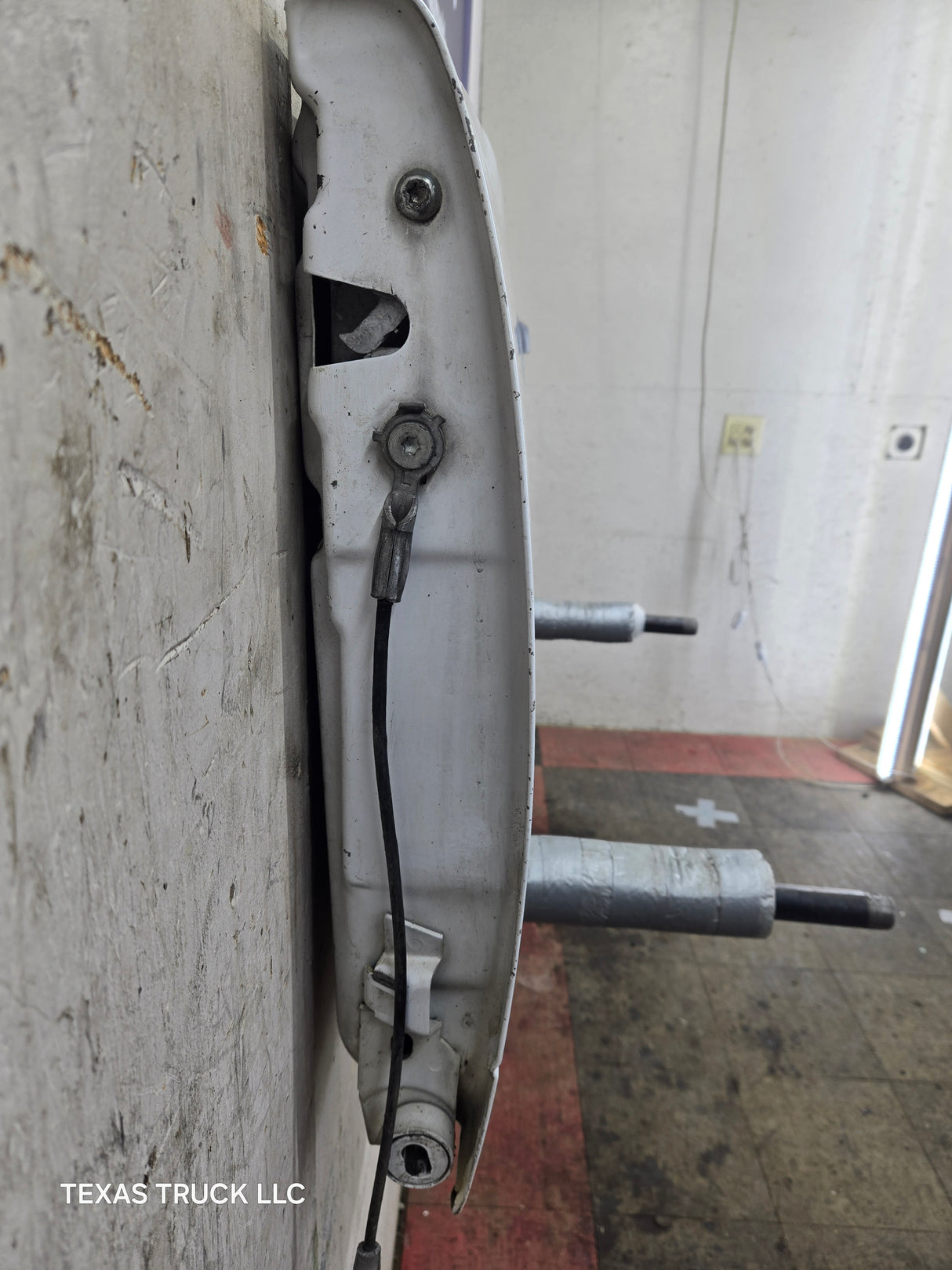 2008-2016 Ford Super Duty Tailgate F250 F350 F450 F550 - Oxford White