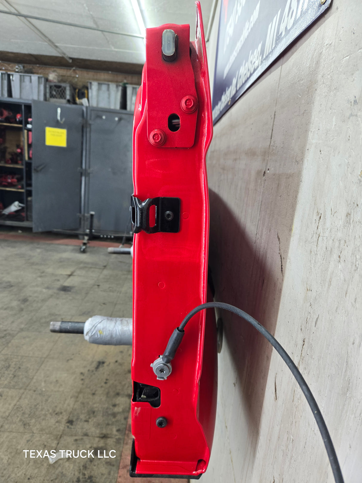 2023-2025 Ford Super Duty F250 F350 F450 F550 Tailgate - Red