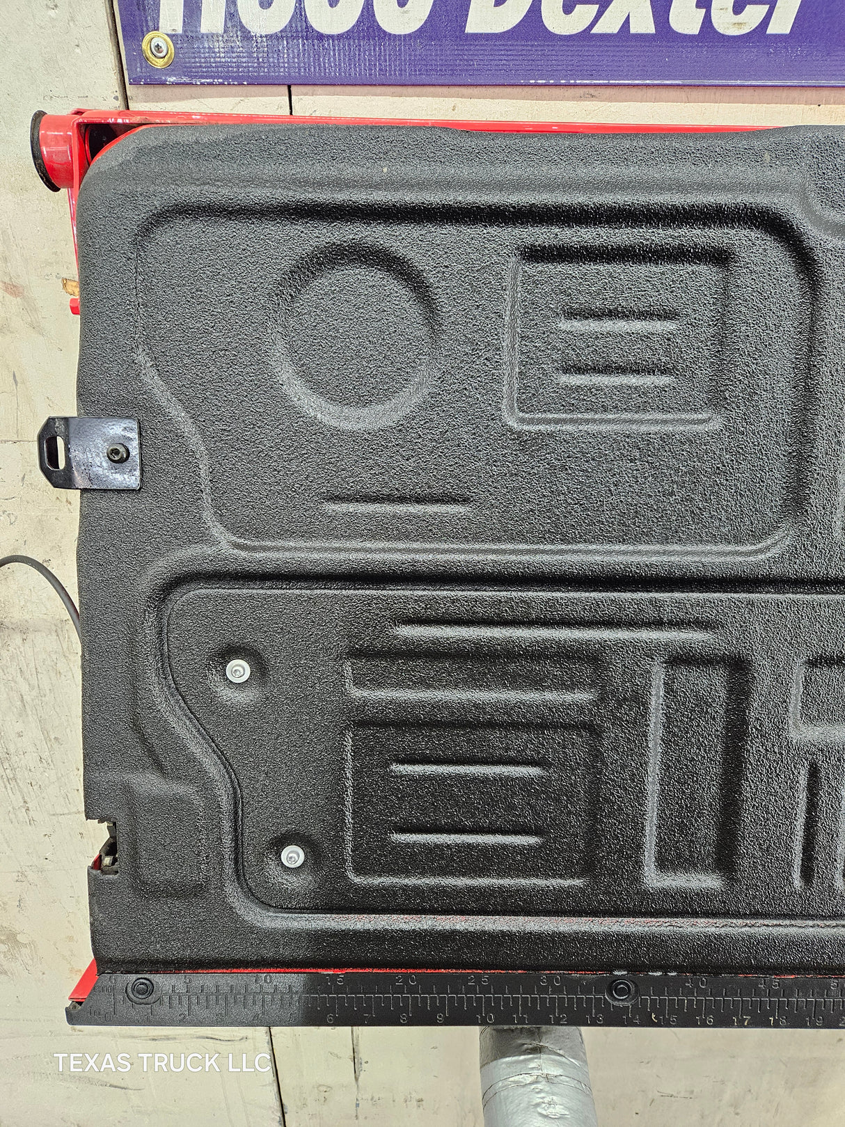 2023-2025 Ford Super Duty F250 F350 F450 F550 Tailgate - Red