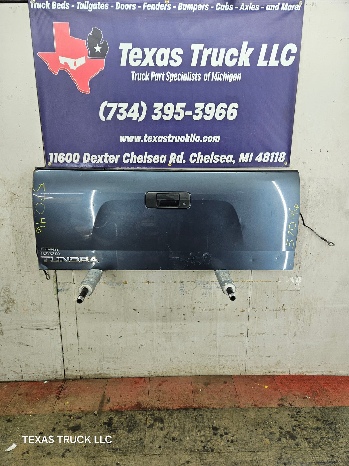 2007-2013 Toyota Tundra Tailgate
