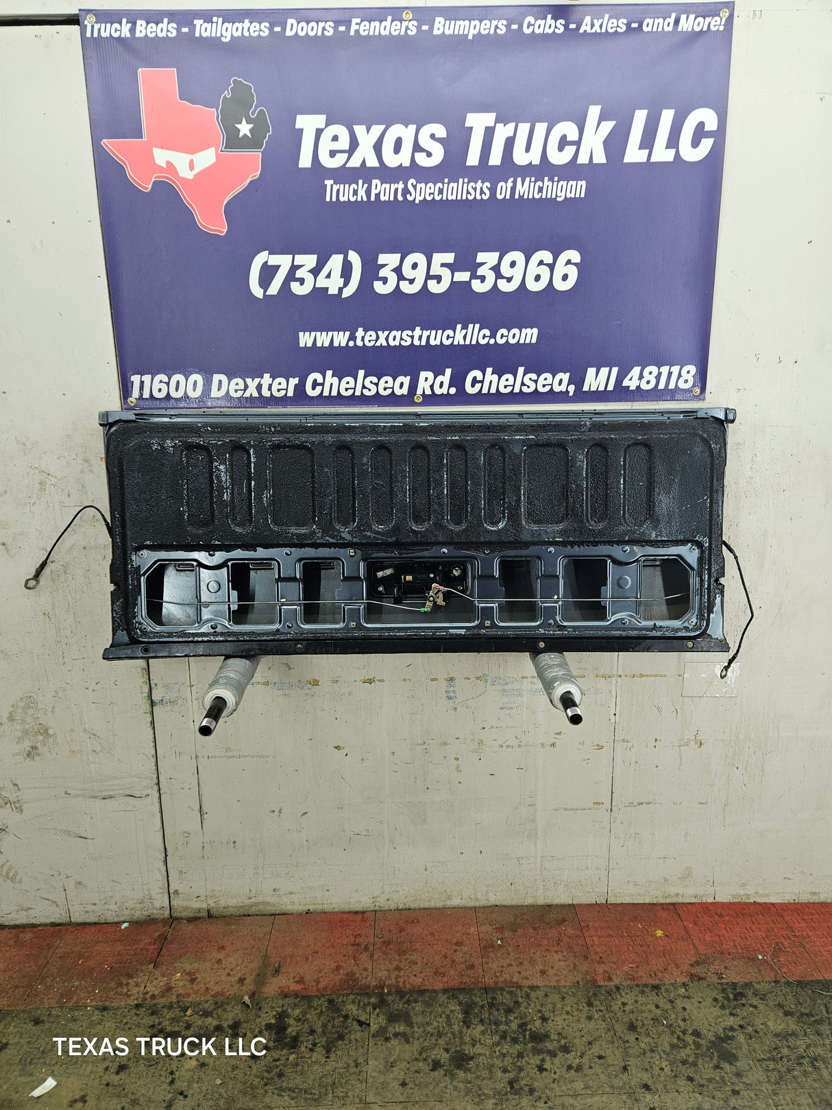 2007-2013 Toyota Tundra Tailgate