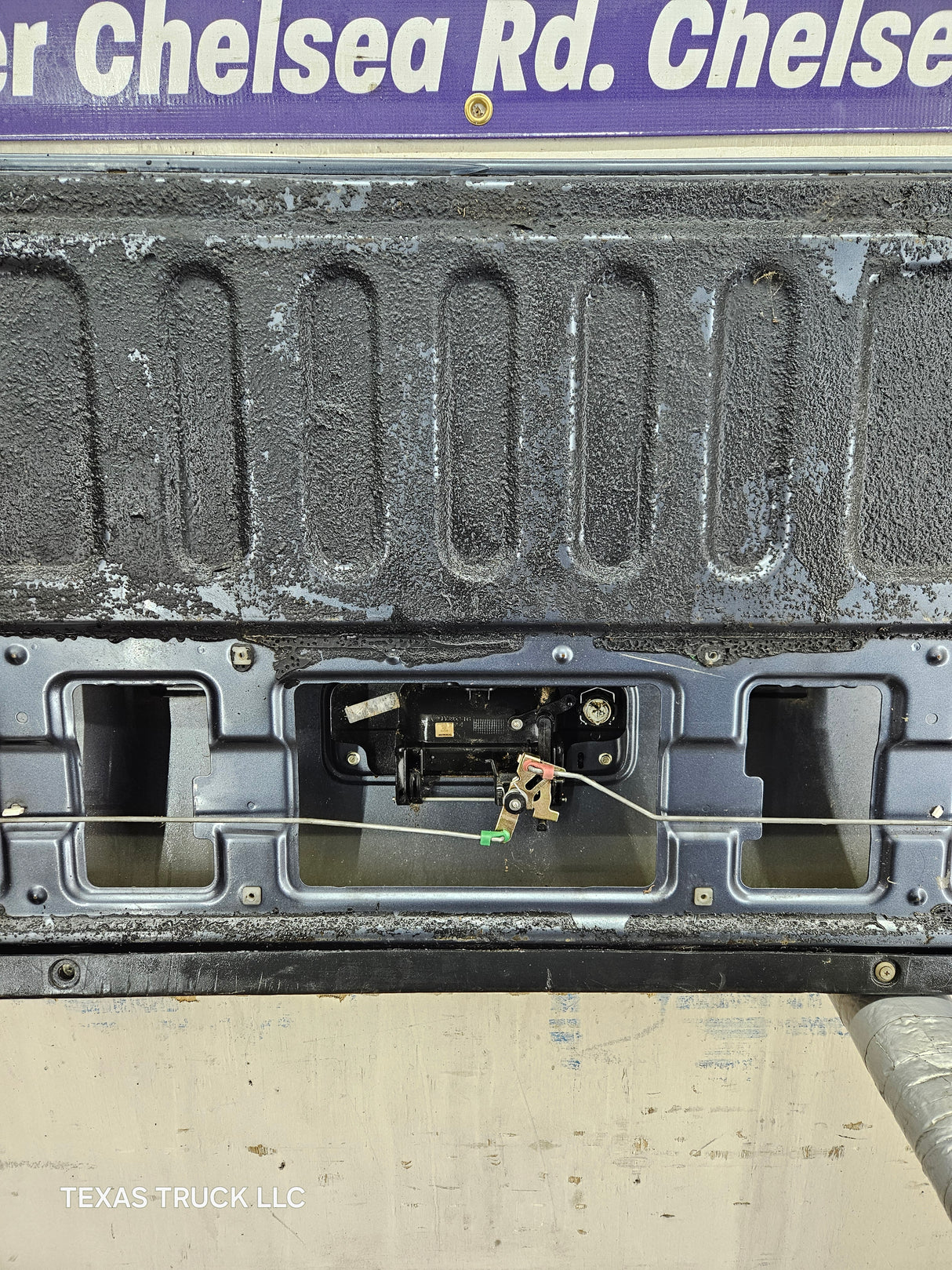 2007-2013 Toyota Tundra Tailgate