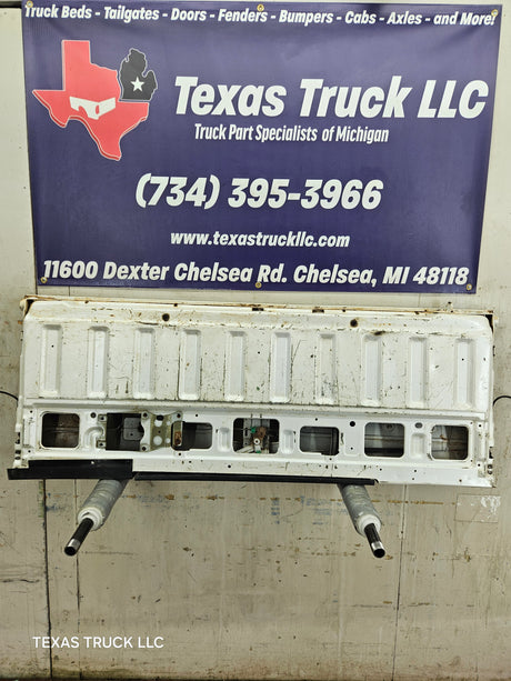 2008-2016 Ford Super Duty Platinum Tailgate With Step F250 F350 F450 F550 - Pearl White