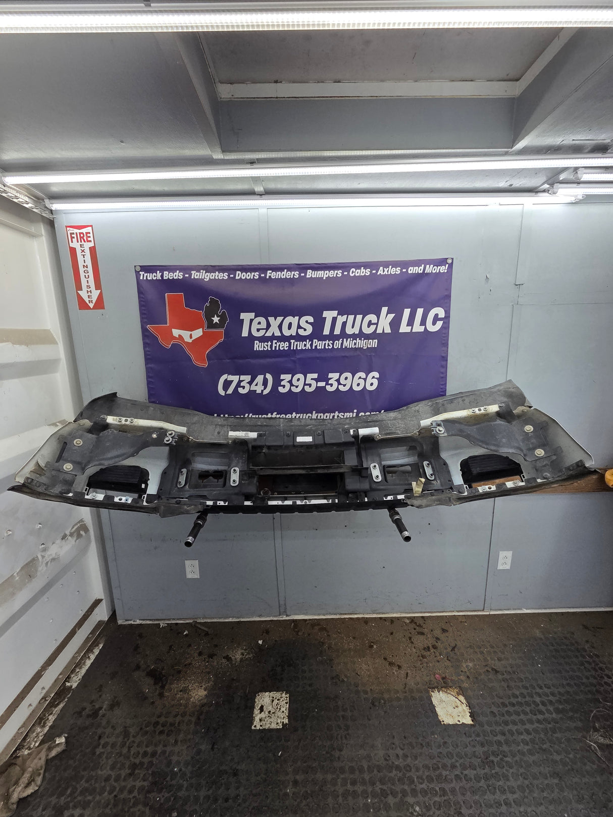 2020-2022 Ford Super Duty F250 F350 Front Bumper - White