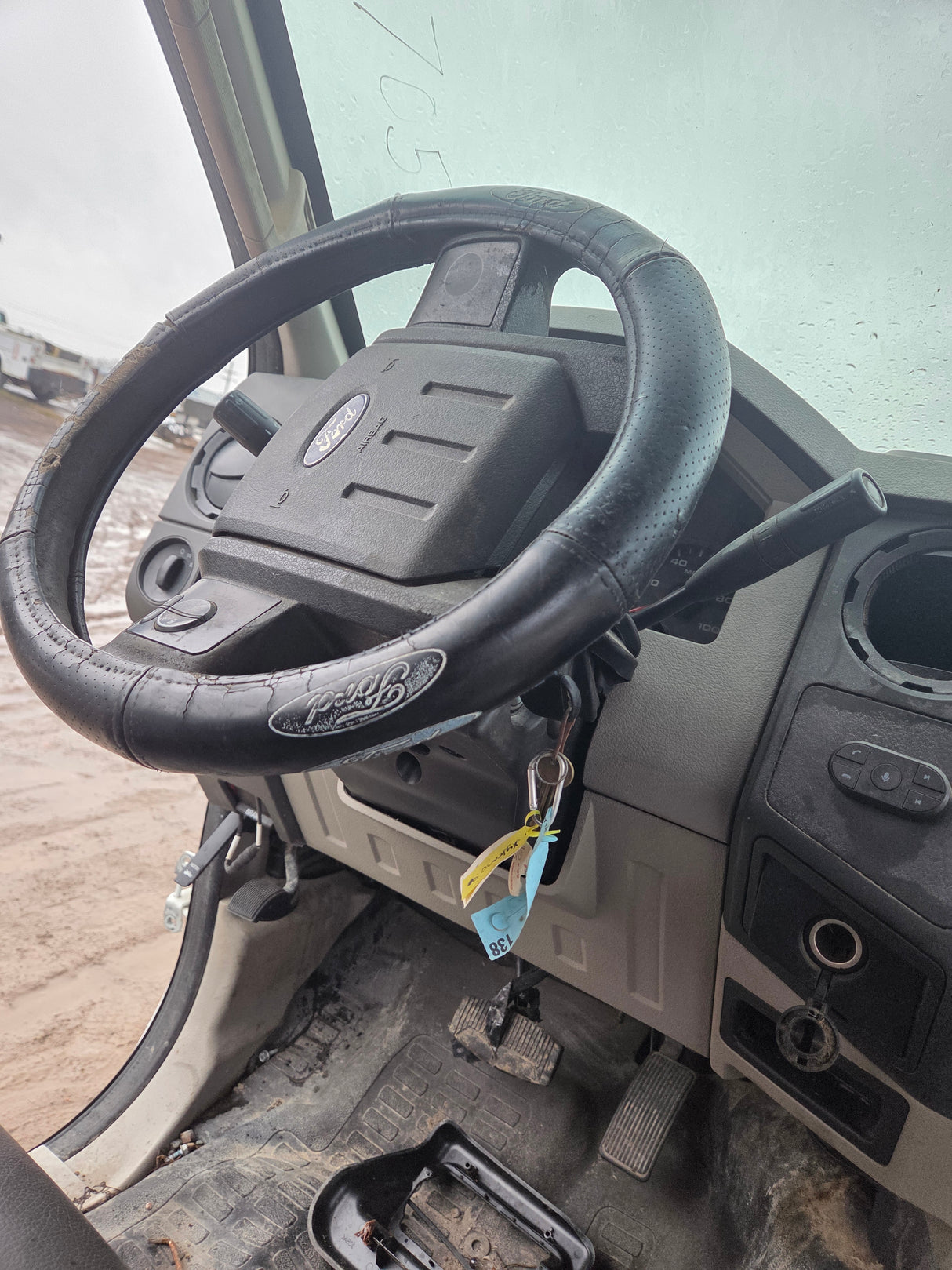 2008-2010 Ford Super Duty F250 F350 F450 F550 Extended Cab