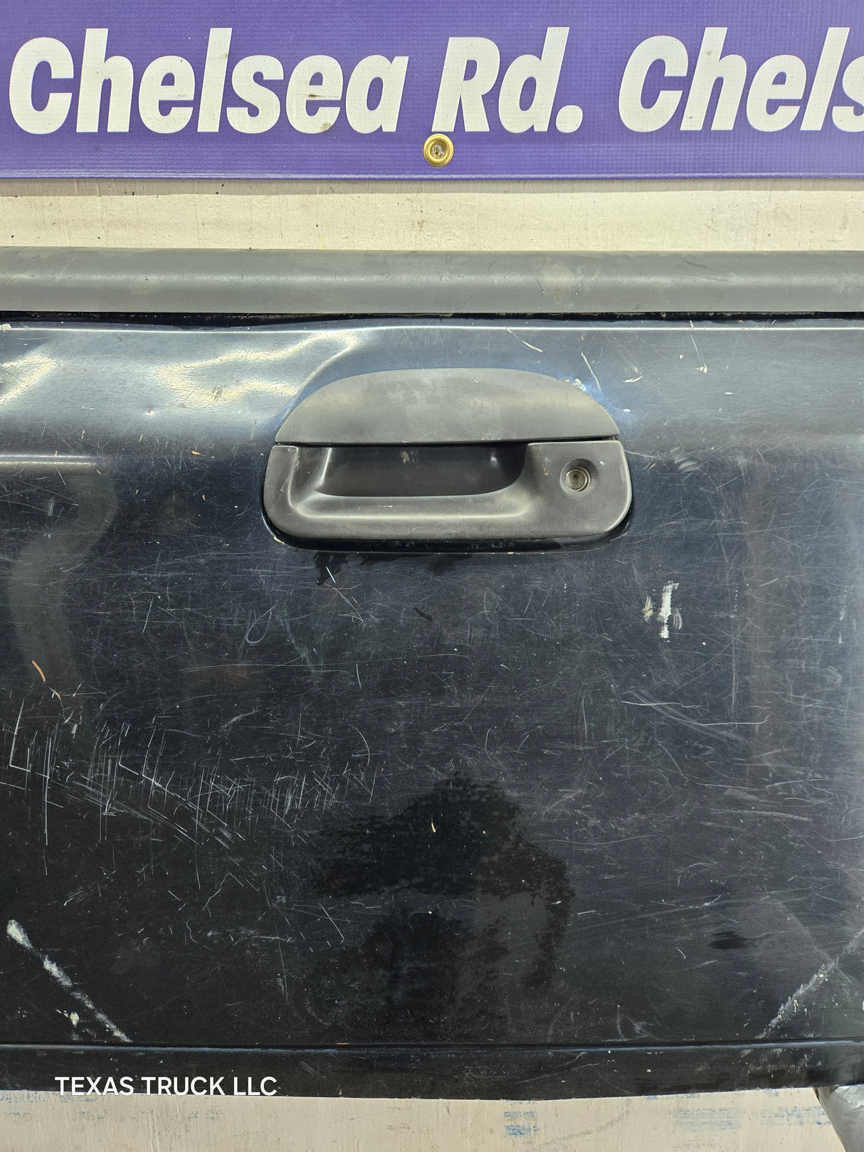 1997-2003 F150 / 1999-2007 Ford F250 F350 F450 F550 Super Duty Tailgate