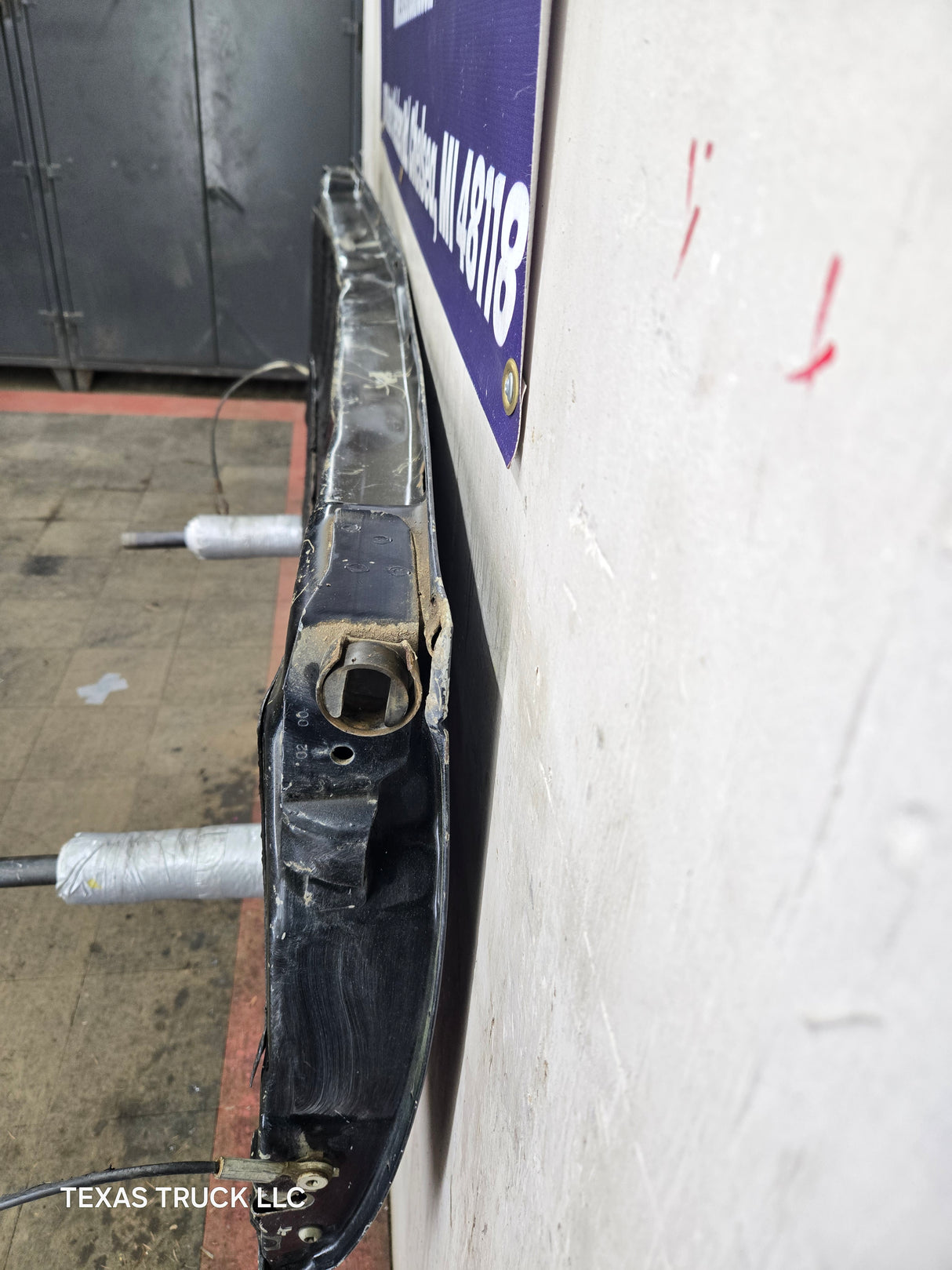 1997-2003 F150 / 1999-2007 Ford F250 F350 F450 F550 Super Duty Tailgate