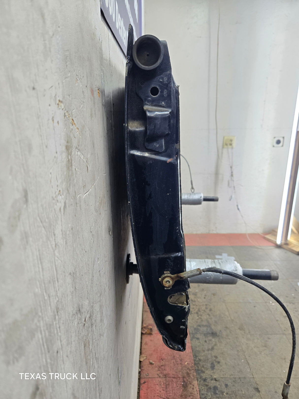 1997-2003 F150 / 1999-2007 Ford F250 F350 F450 F550 Super Duty Tailgate