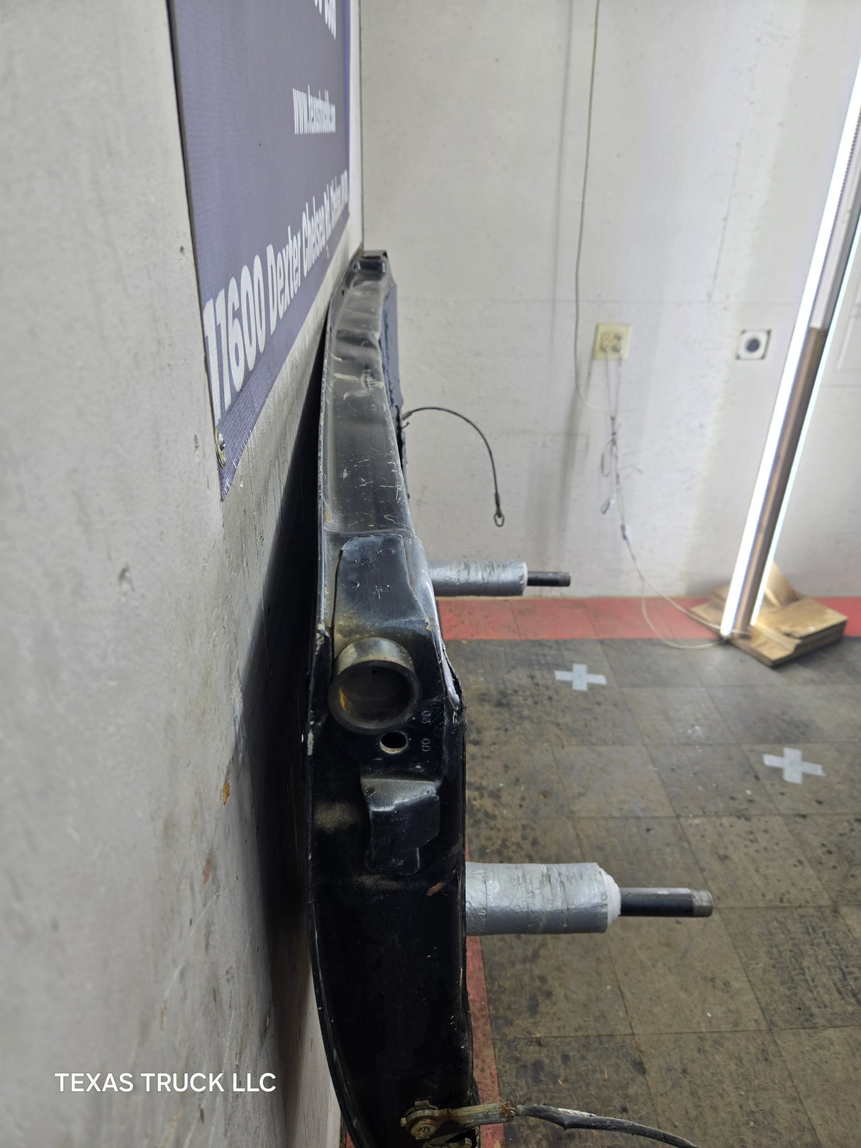 1997-2003 F150 / 1999-2007 Ford F250 F350 F450 F550 Super Duty Tailgate