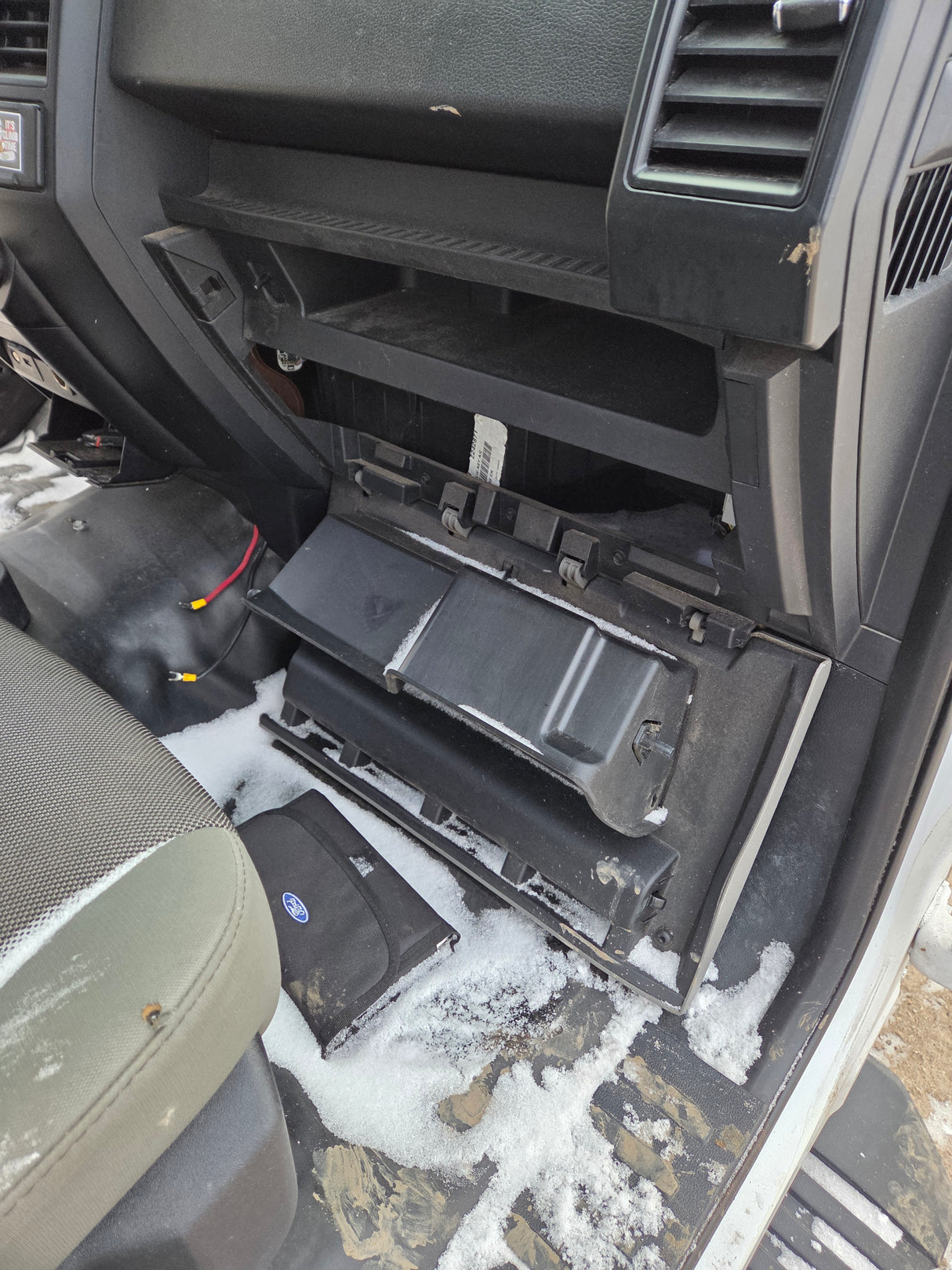2015-2020 Ford F150 4 Door Extended Super Cab - Oxford White
