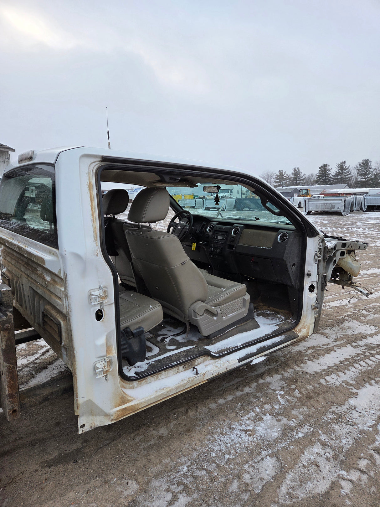 2009-2014 Ford F150 Extended Cab 4 Door Truck Cab