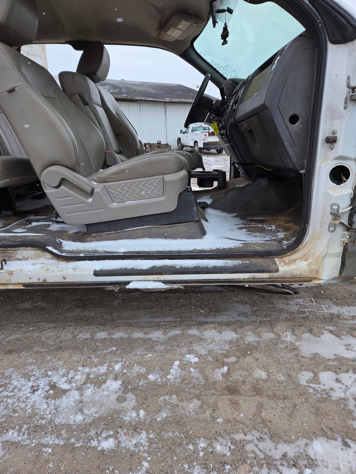 2009-2014 Ford F150 Extended Cab 4 Door Truck Cab