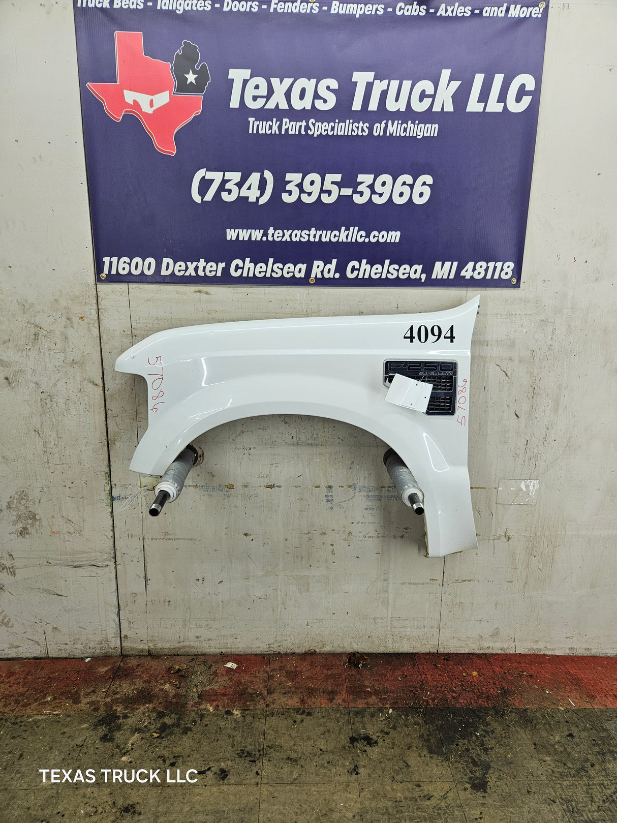 2008-2010 Ford Super Duty F250 F350 LH Driver Side Fender - Oxford White