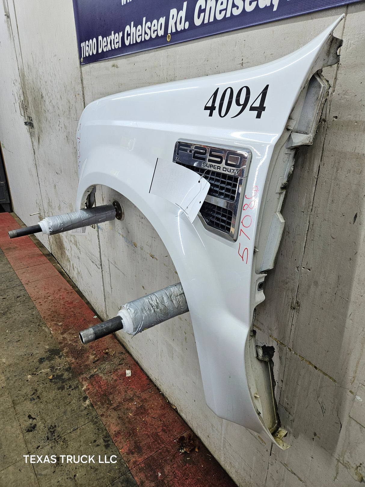 2008-2010 Ford Super Duty F250 F350 LH Driver Side Fender - Oxford White