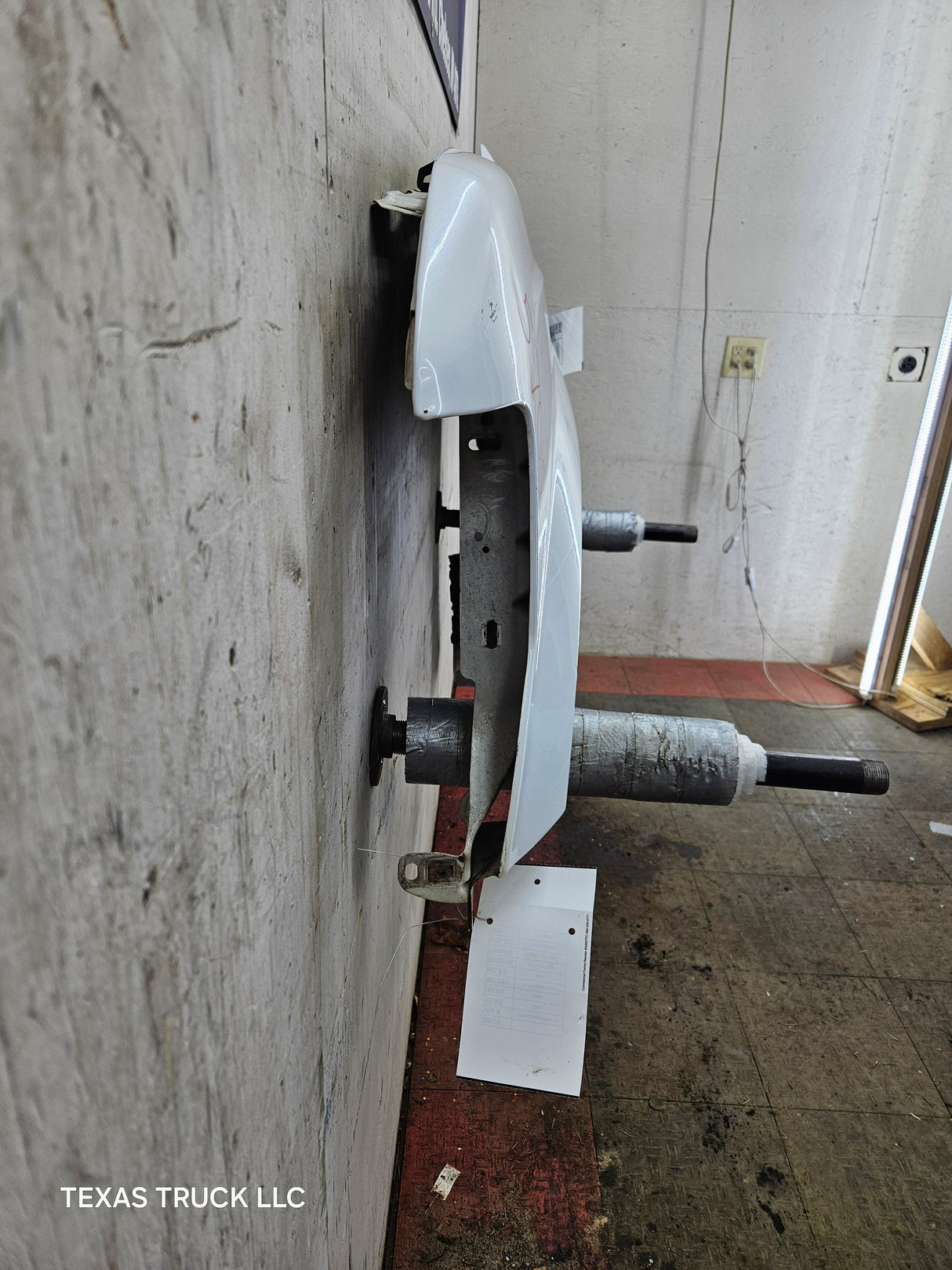 2008-2010 Ford Super Duty F250 F350 LH Driver Side Fender - Oxford White