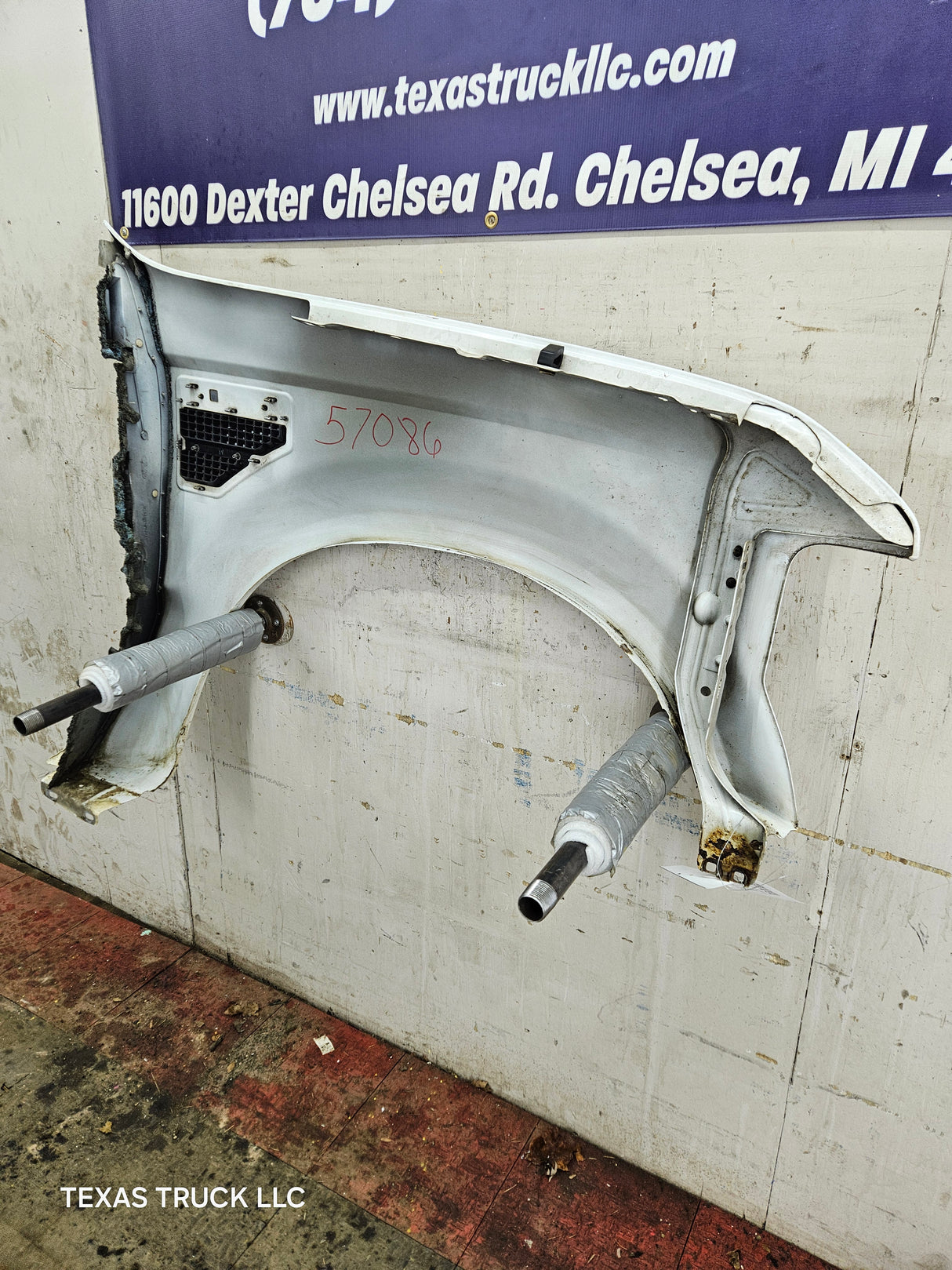 2008-2010 Ford Super Duty F250 F350 LH Driver Side Fender - Oxford White