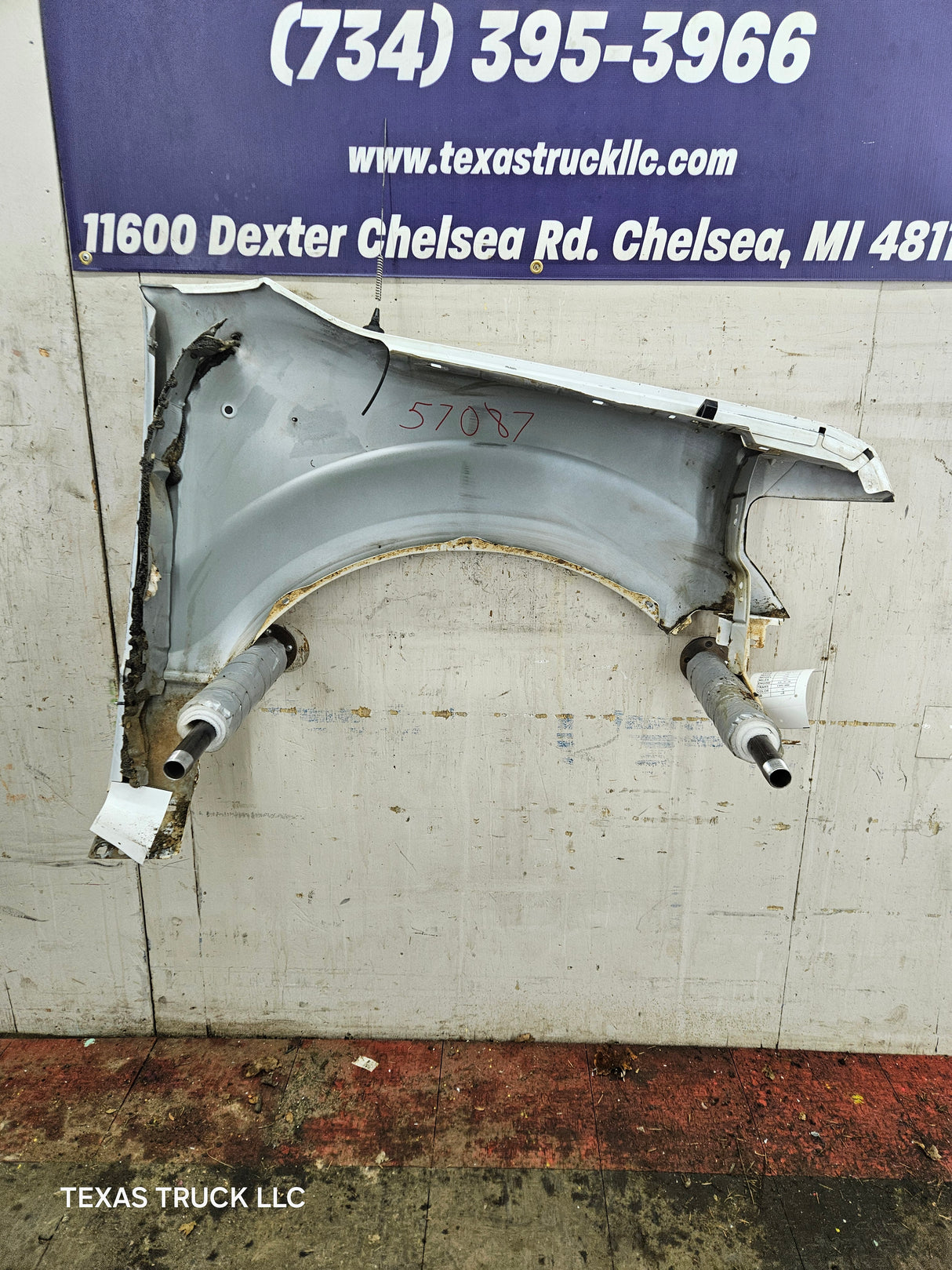 2009-2014 Ford F150 LH Driver Fender - Oxford White