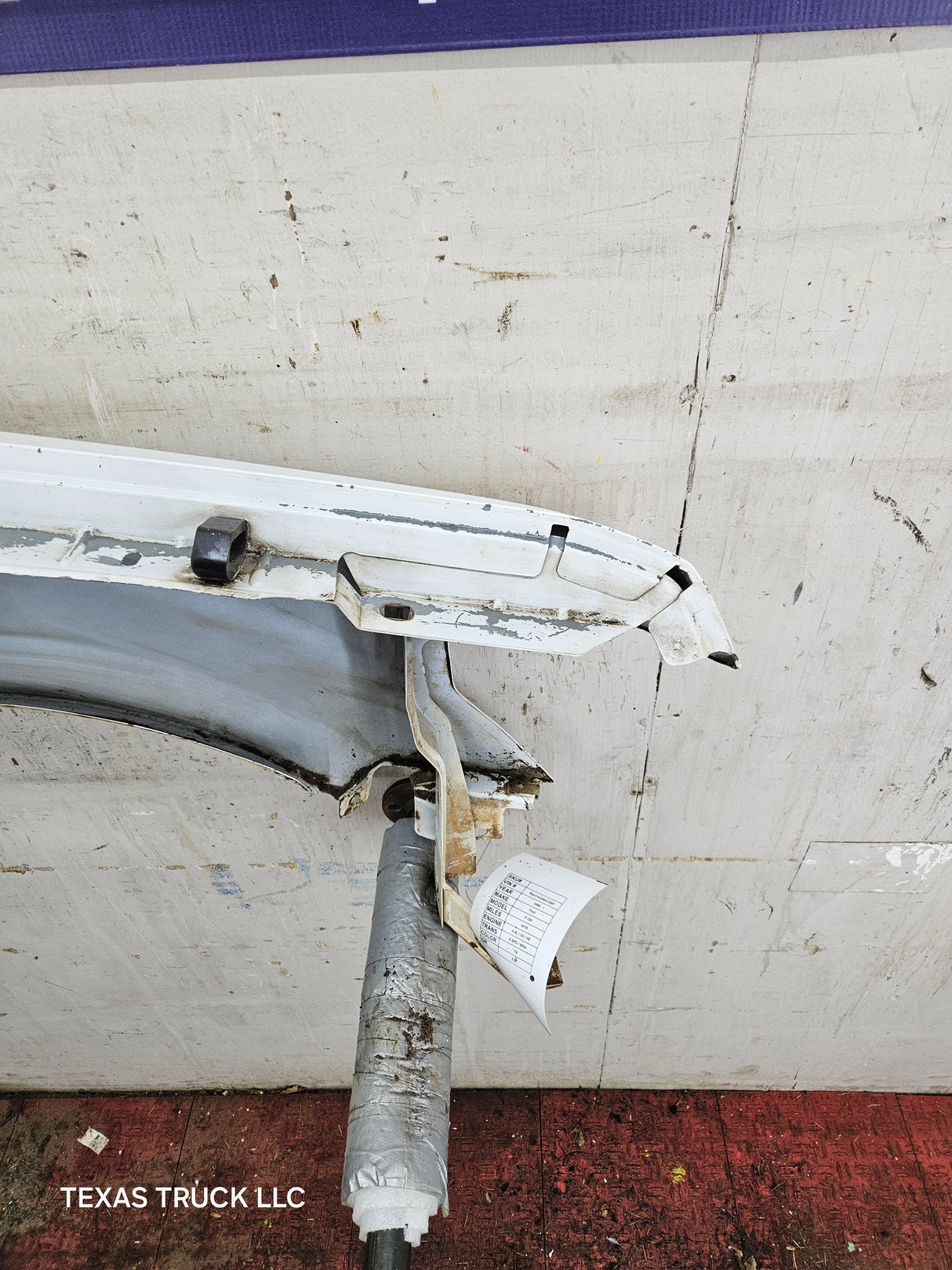 2009-2014 Ford F150 LH Driver Fender - Oxford White