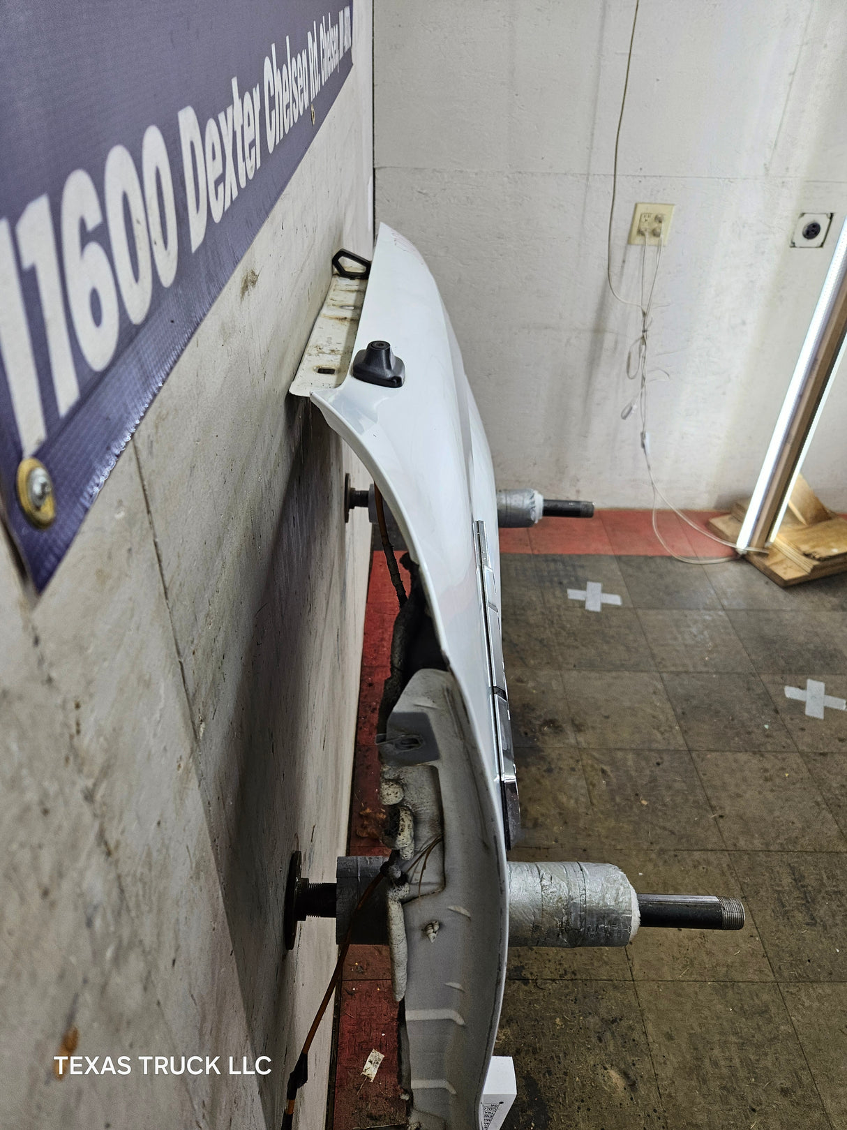 2009-2014 Ford F150 RH Passenger Fender - Oxford White