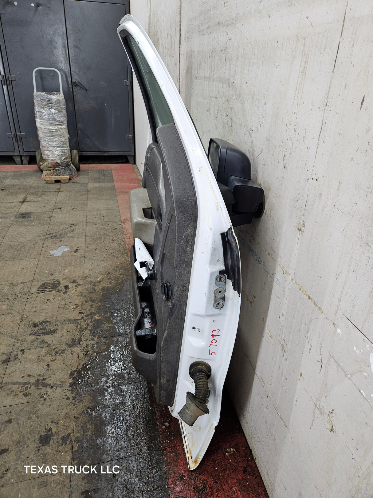 2009-2014 Ford F150 LH Driver Side Front Door