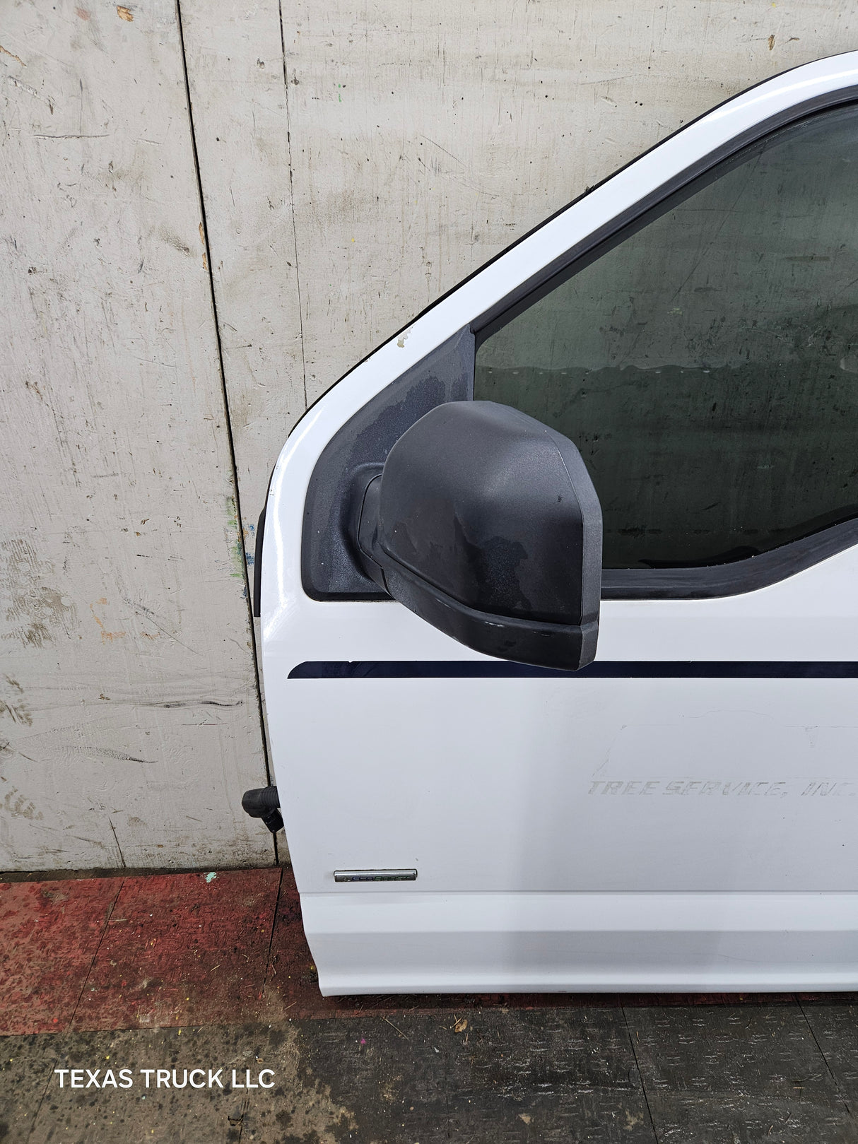 2015-2022 Ford F150 / Super Duty Driver Front Door LH F250 F350 F450 F550