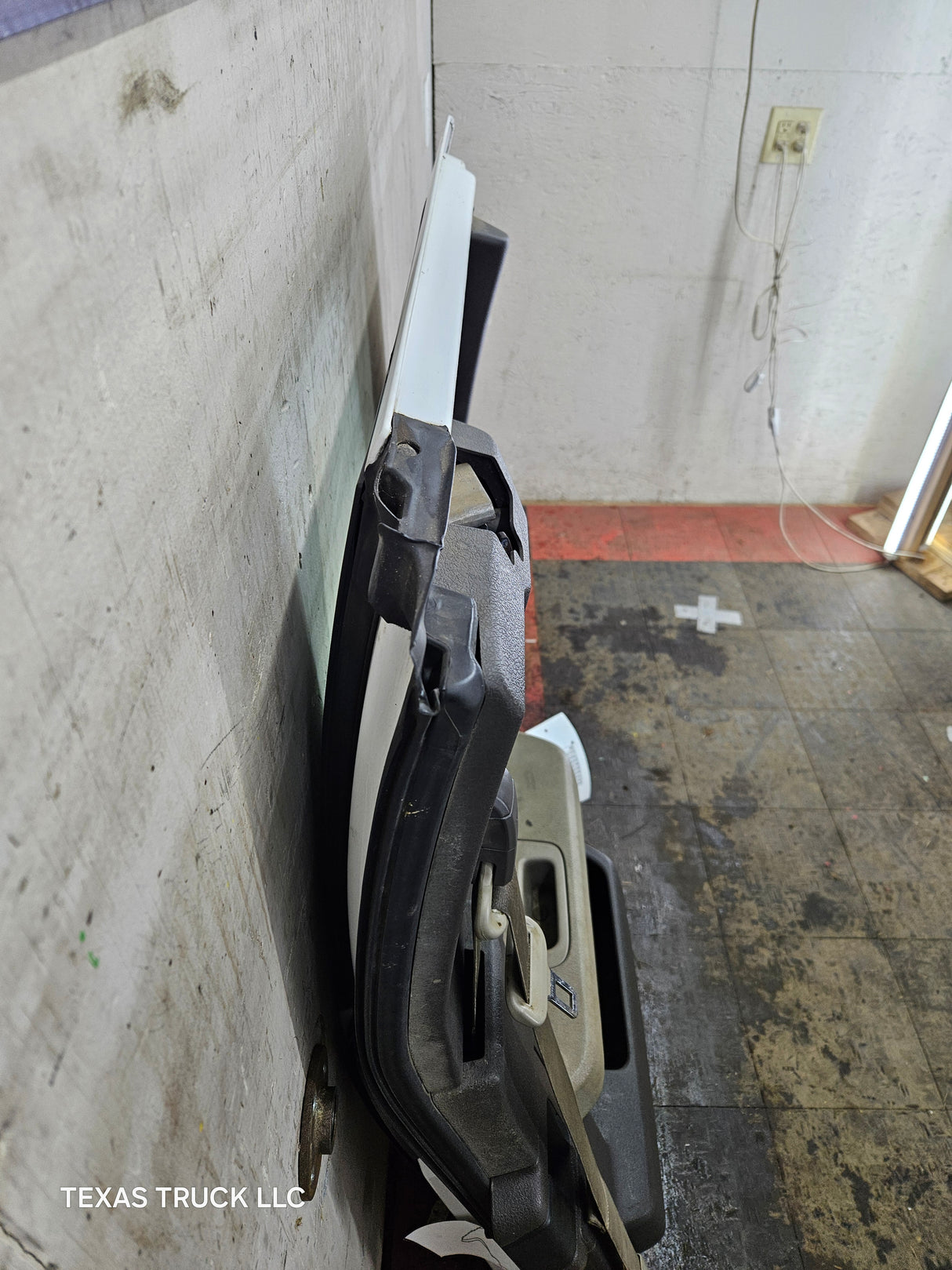 2009-2014 Ford F150 Rear Passenger Side RH Extended Cab Door