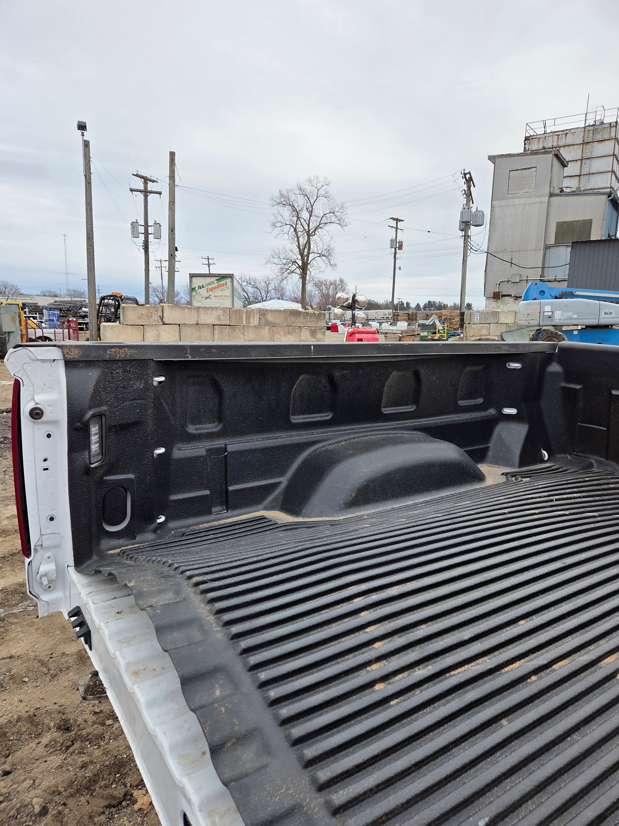2019-2025 Chevrolet Silverado 2500 3500 HD 6' 6" Short Truck Bed