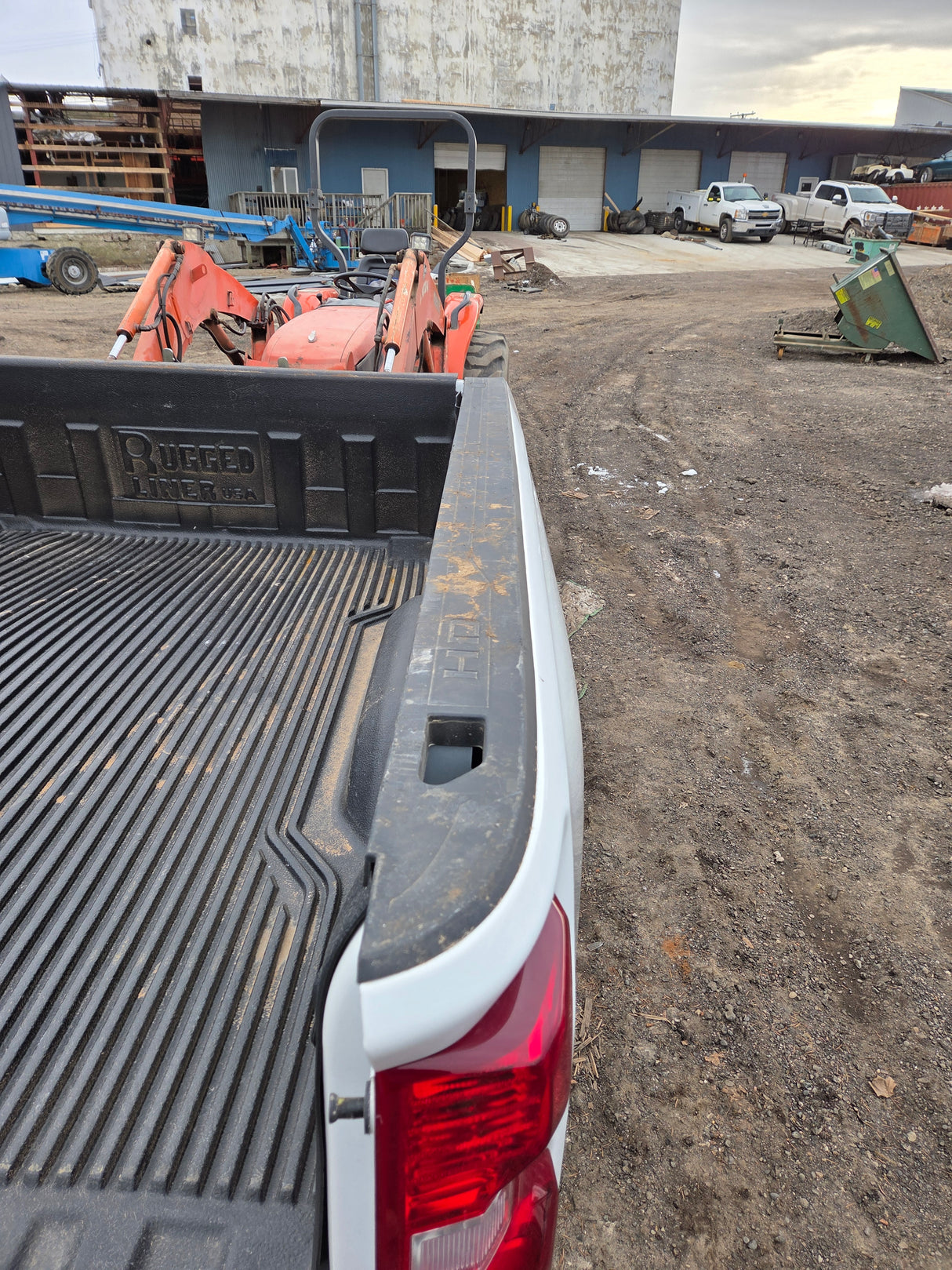 2019-2025 Chevrolet Silverado 2500 3500 HD 6' 6" Short Truck Bed