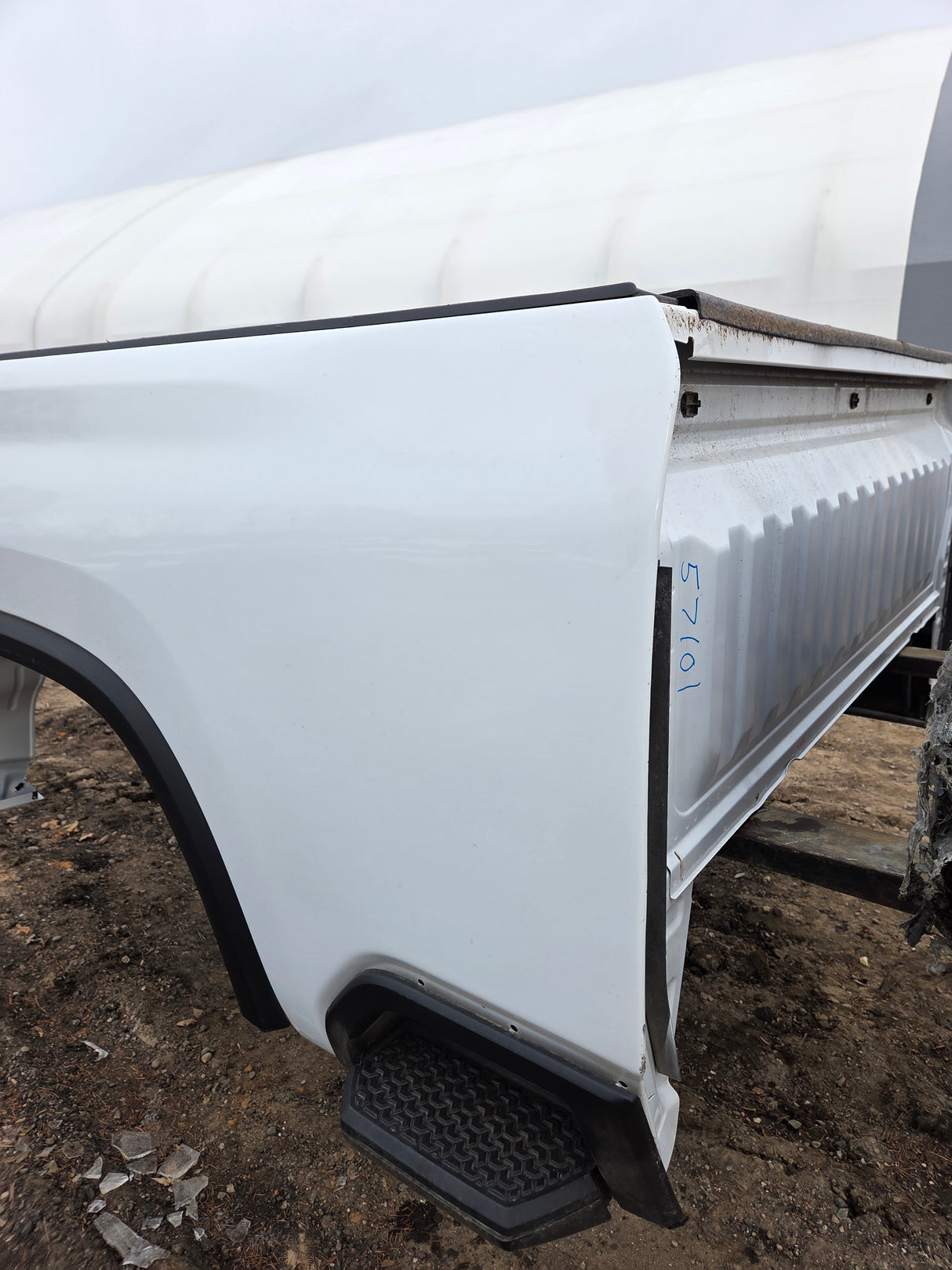 2019-2025 Chevrolet Silverado 2500 3500 HD 6' 6" Short Truck Bed