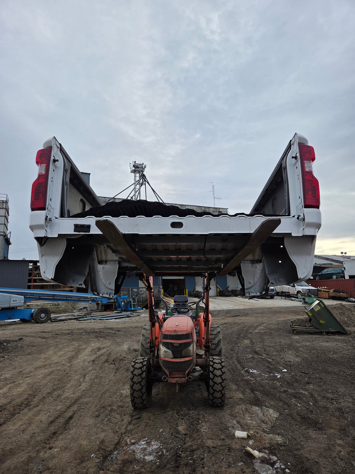 2019-2025 Chevrolet Silverado 2500 3500 HD 6' 6" Short Truck Bed