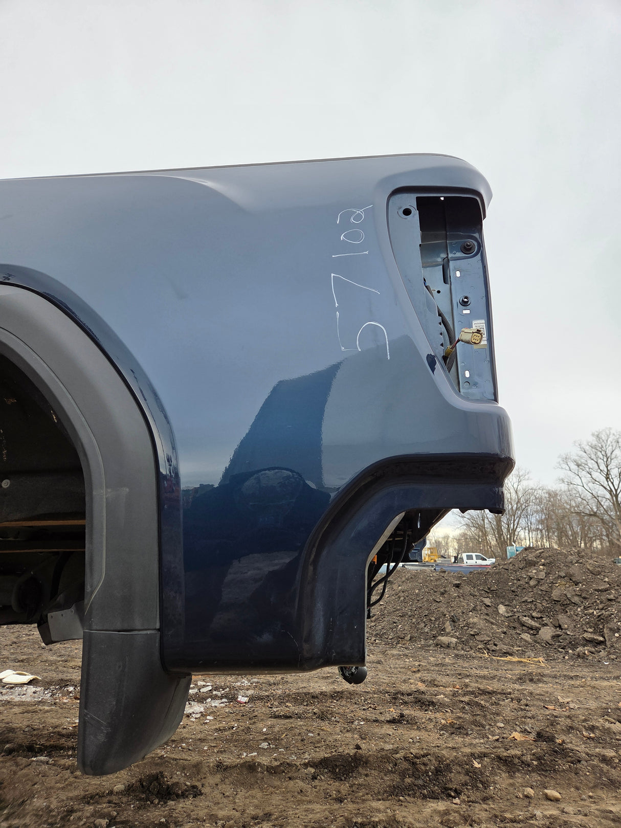 2019-2025 GMC Sierra 2500 3500 HD 6' 6" Short Truck Bed - Blue