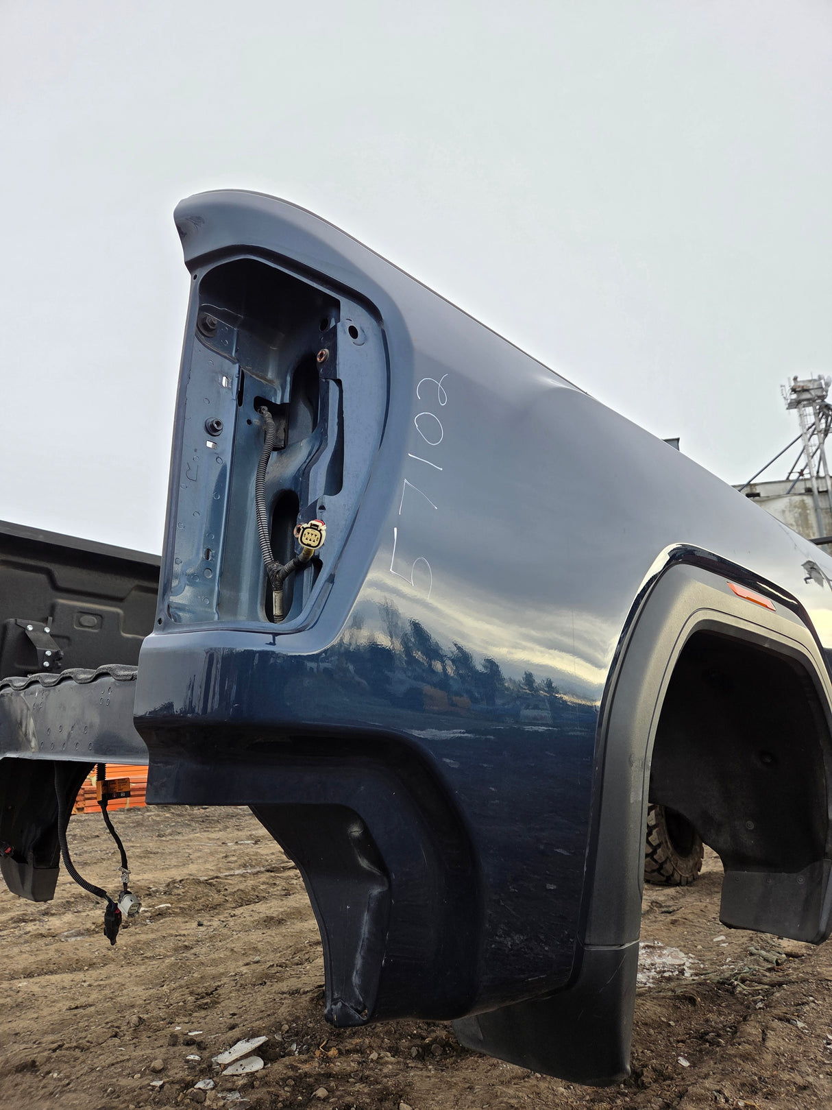 2019-2025 GMC Sierra 2500 3500 HD 6' 6" Short Truck Bed - Blue