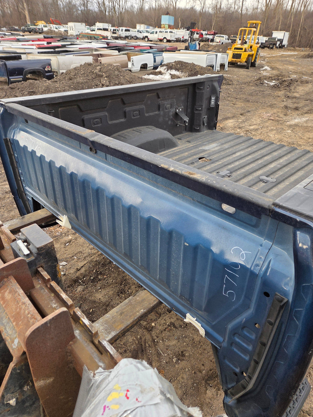 2019-2025 GMC Sierra 2500 3500 HD 6' 6" Short Truck Bed - Blue