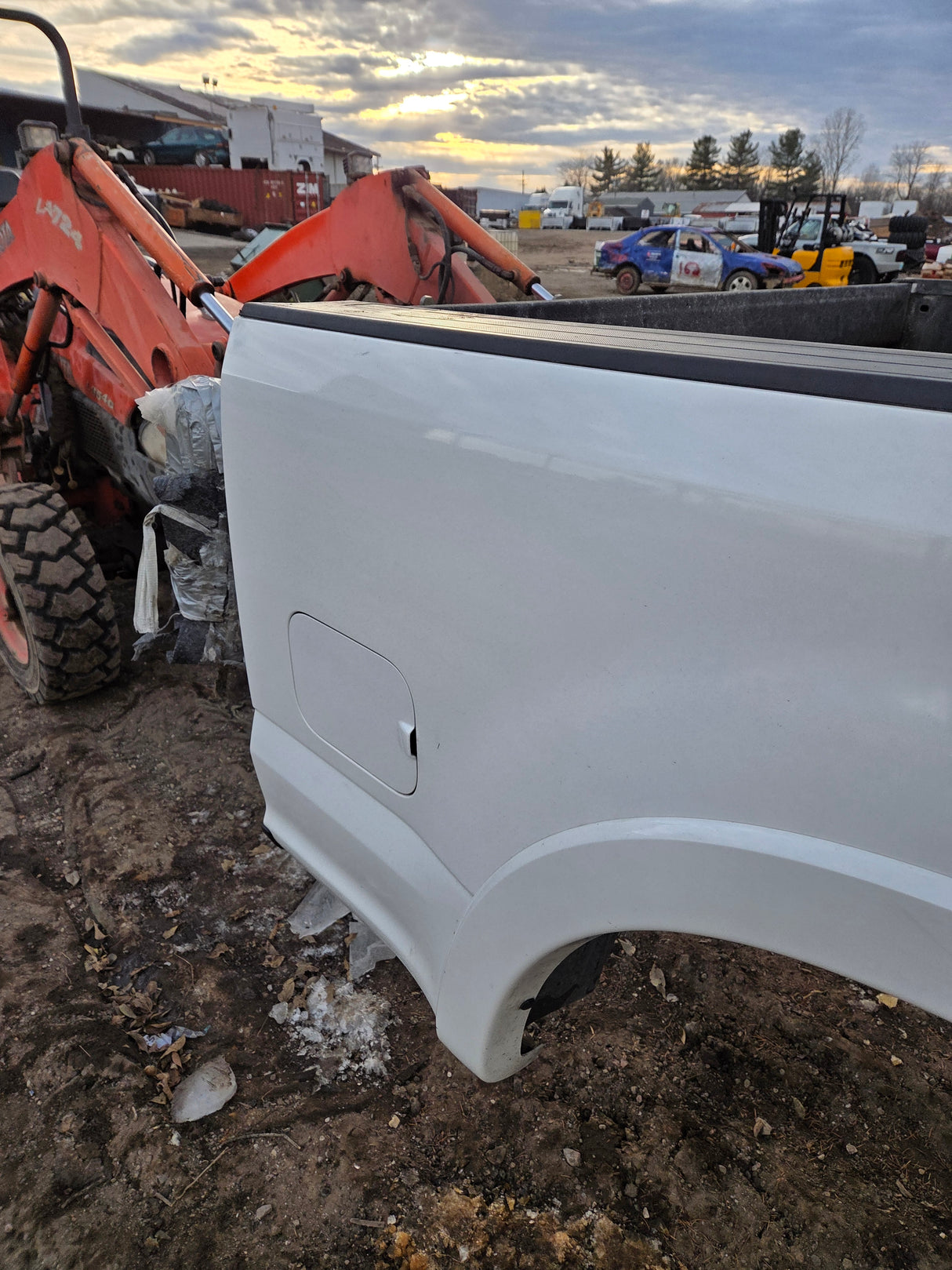 2017-2022 Ford F250 F350 Super Duty 6' 9" Short Truck Bed