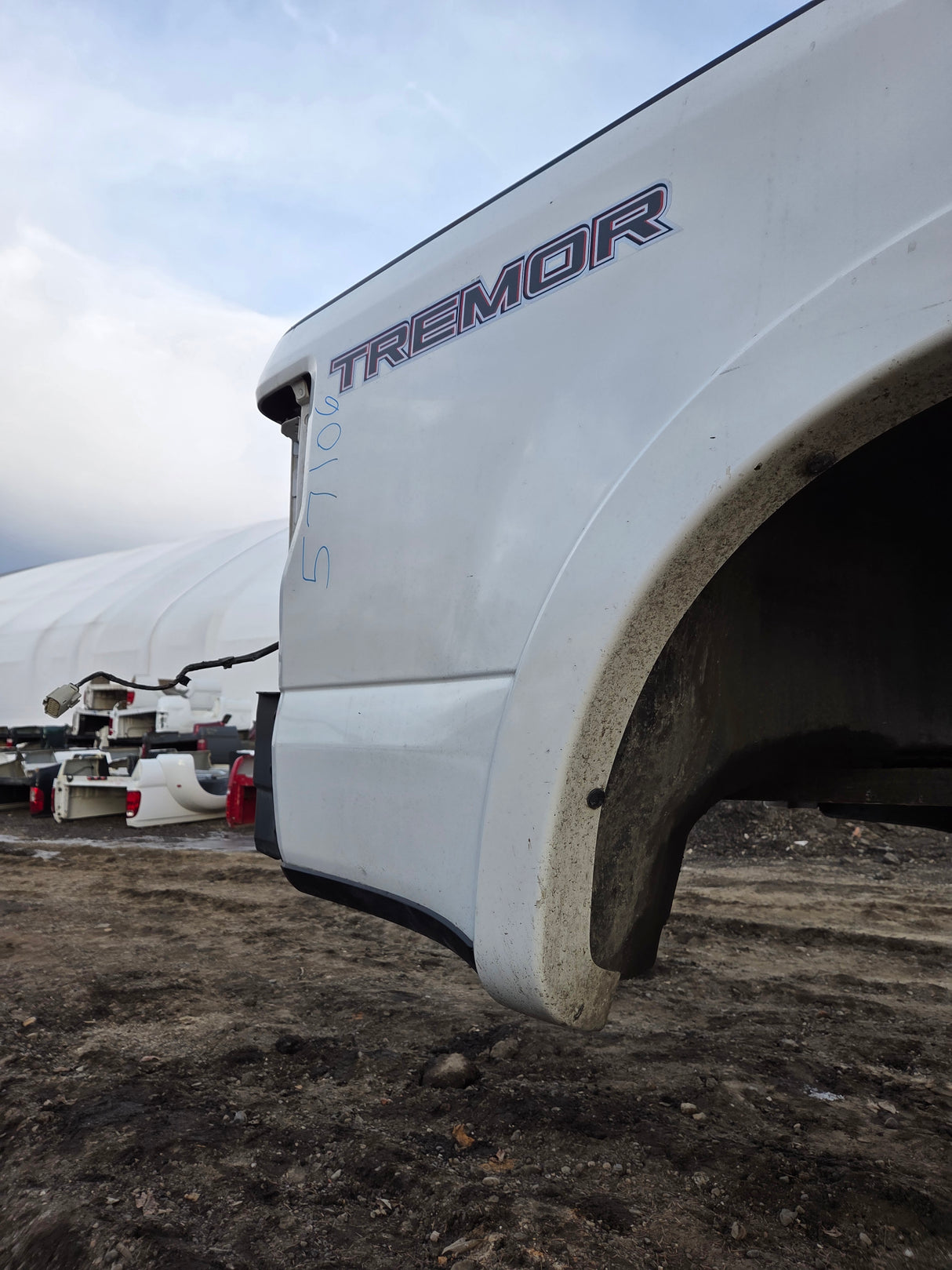 2017-2022 Ford F250 F350 Super Duty 6' 9" Short Truck Bed