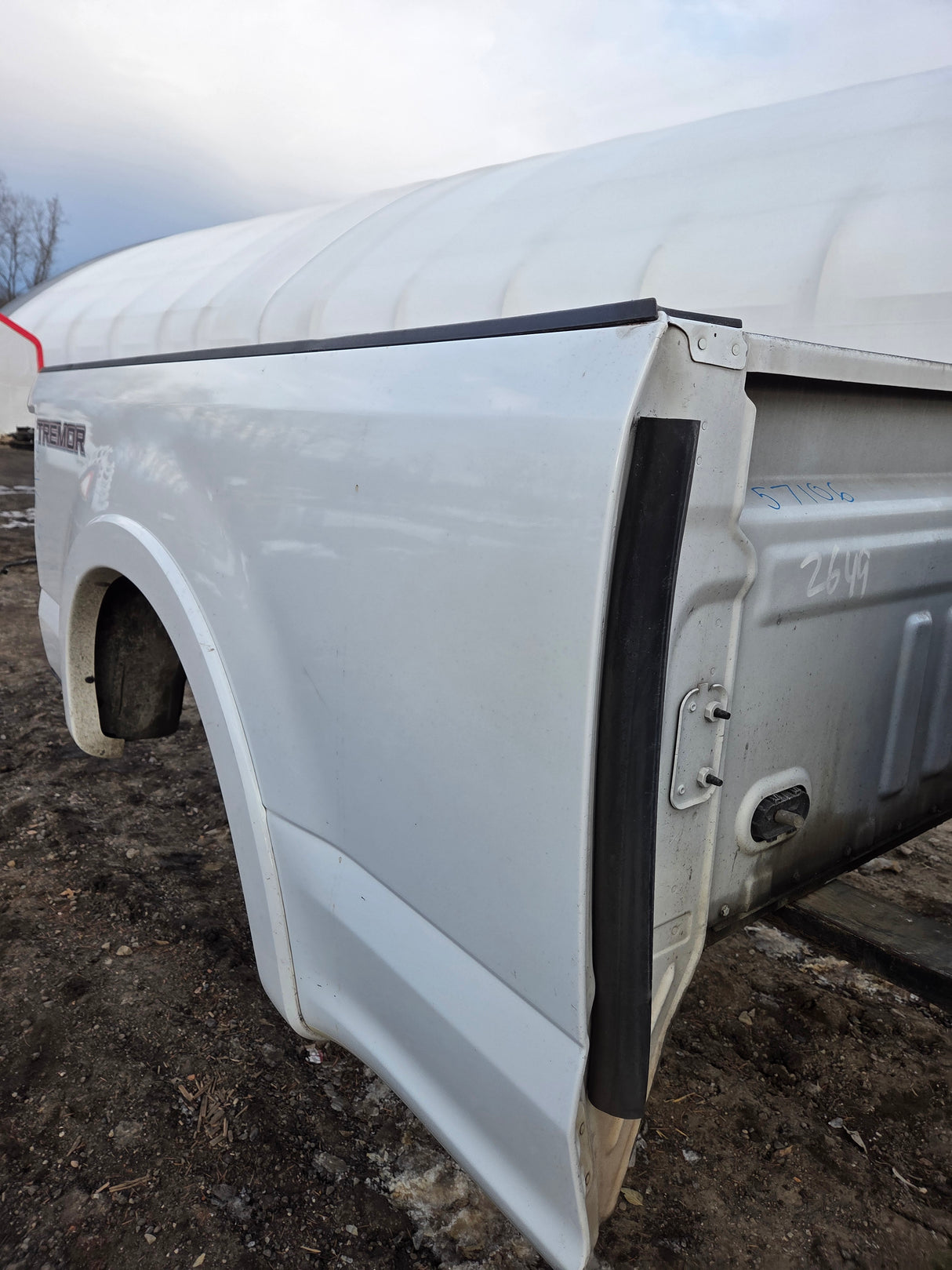 2017-2022 Ford F250 F350 Super Duty 6' 9" Short Truck Bed