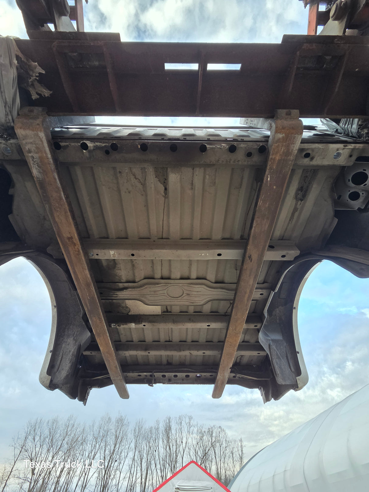 2017-2022 Ford F250 F350 Super Duty 6' 9" Short Truck Bed