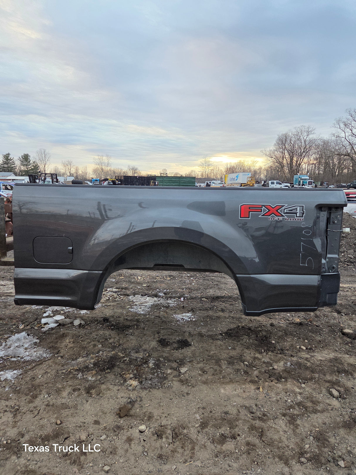 2017-2022 Ford F250 F350 Super Duty 6' 9" Short Truck Bed