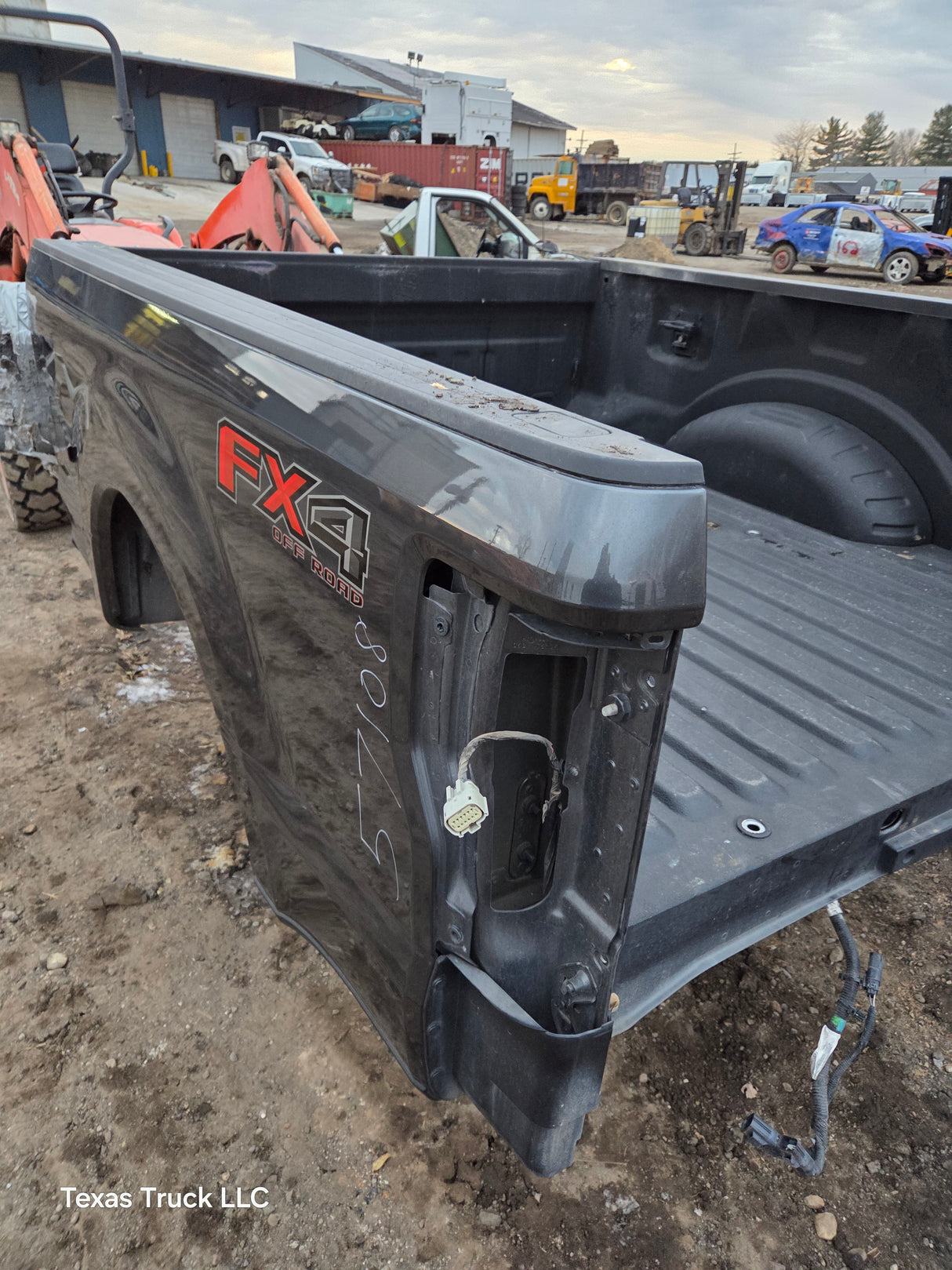 2017-2022 Ford F250 F350 Super Duty 6' 9" Short Truck Bed