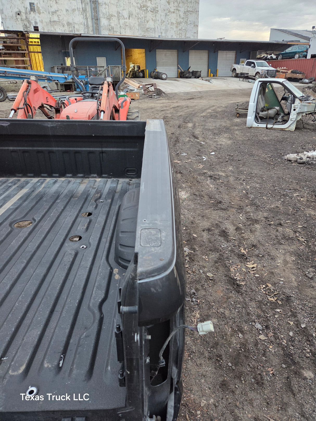 2017-2022 Ford F250 F350 Super Duty 6' 9" Short Truck Bed