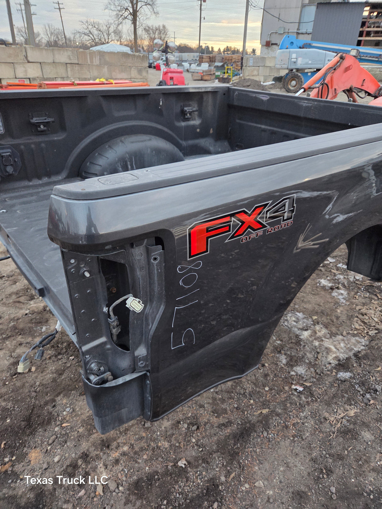 2017-2022 Ford F250 F350 Super Duty 6' 9" Short Truck Bed